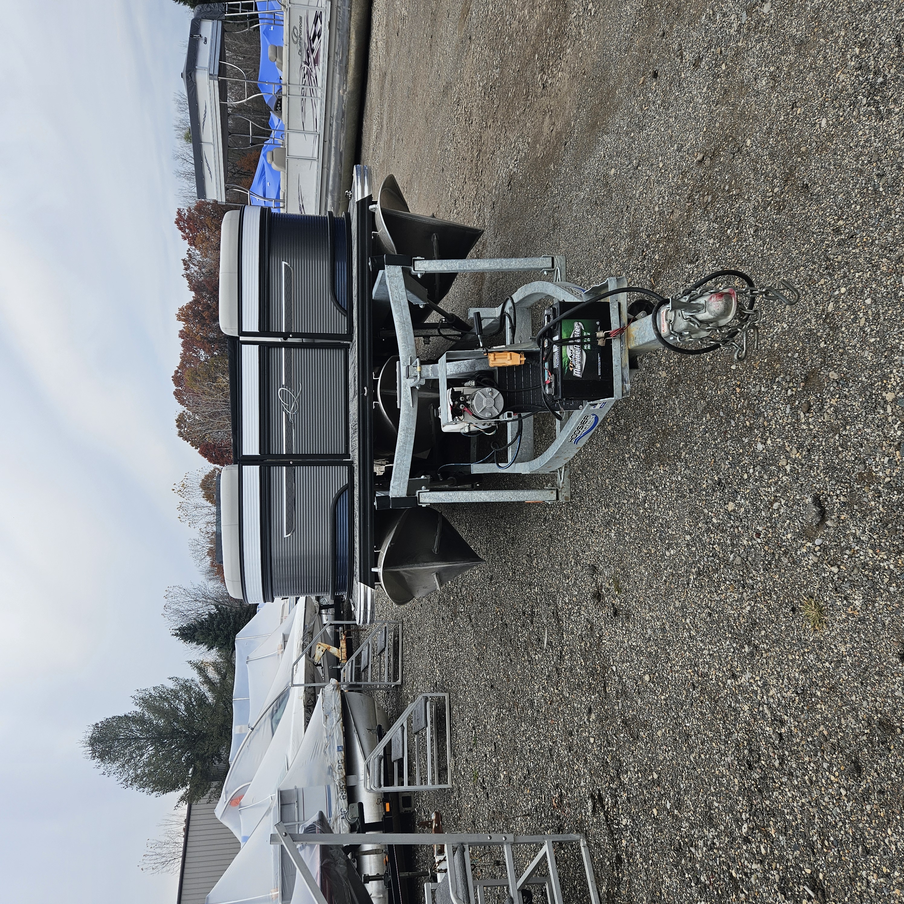 2025 Qwest pontoons RLS