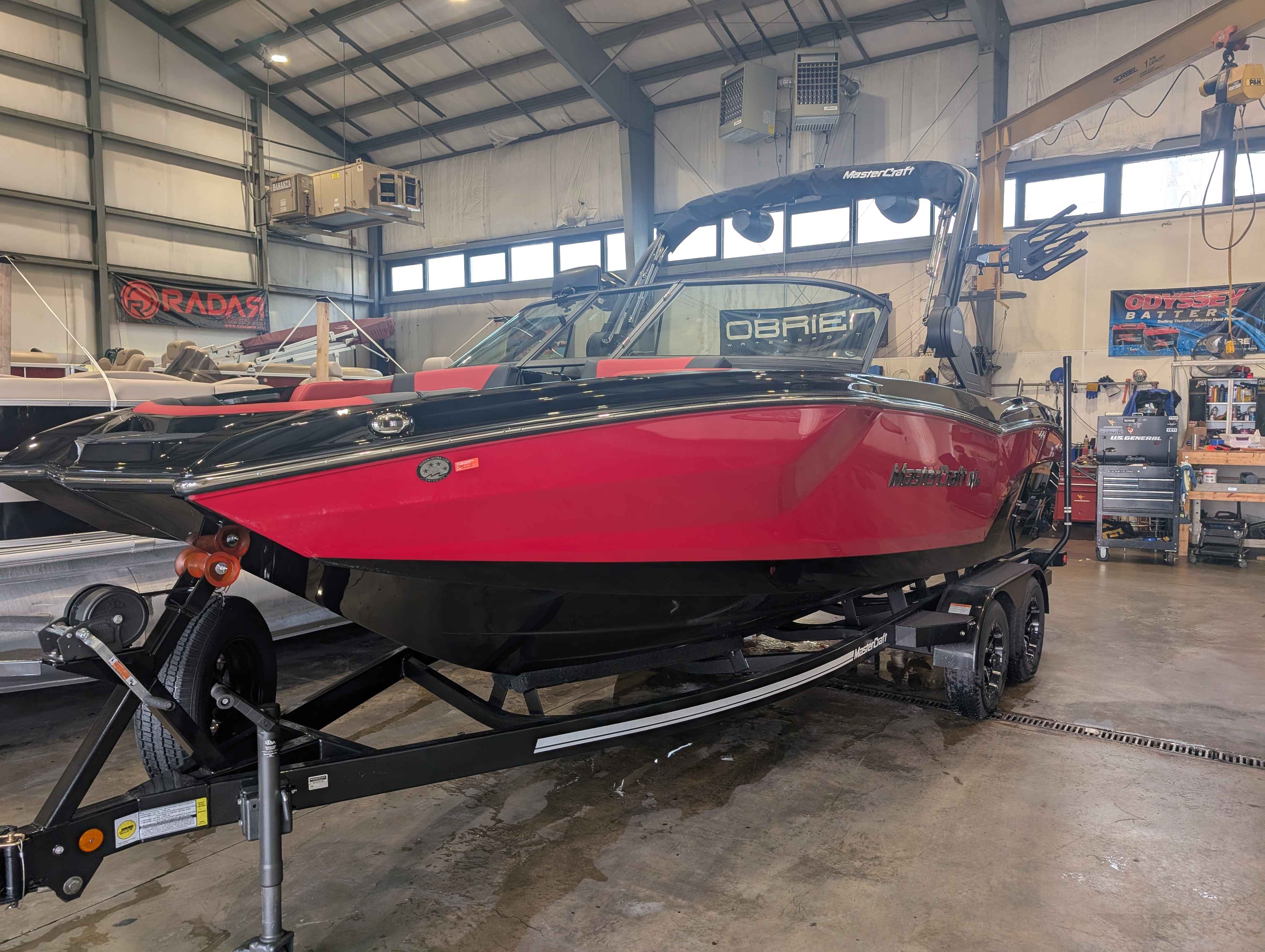 boat-carouselImage-image