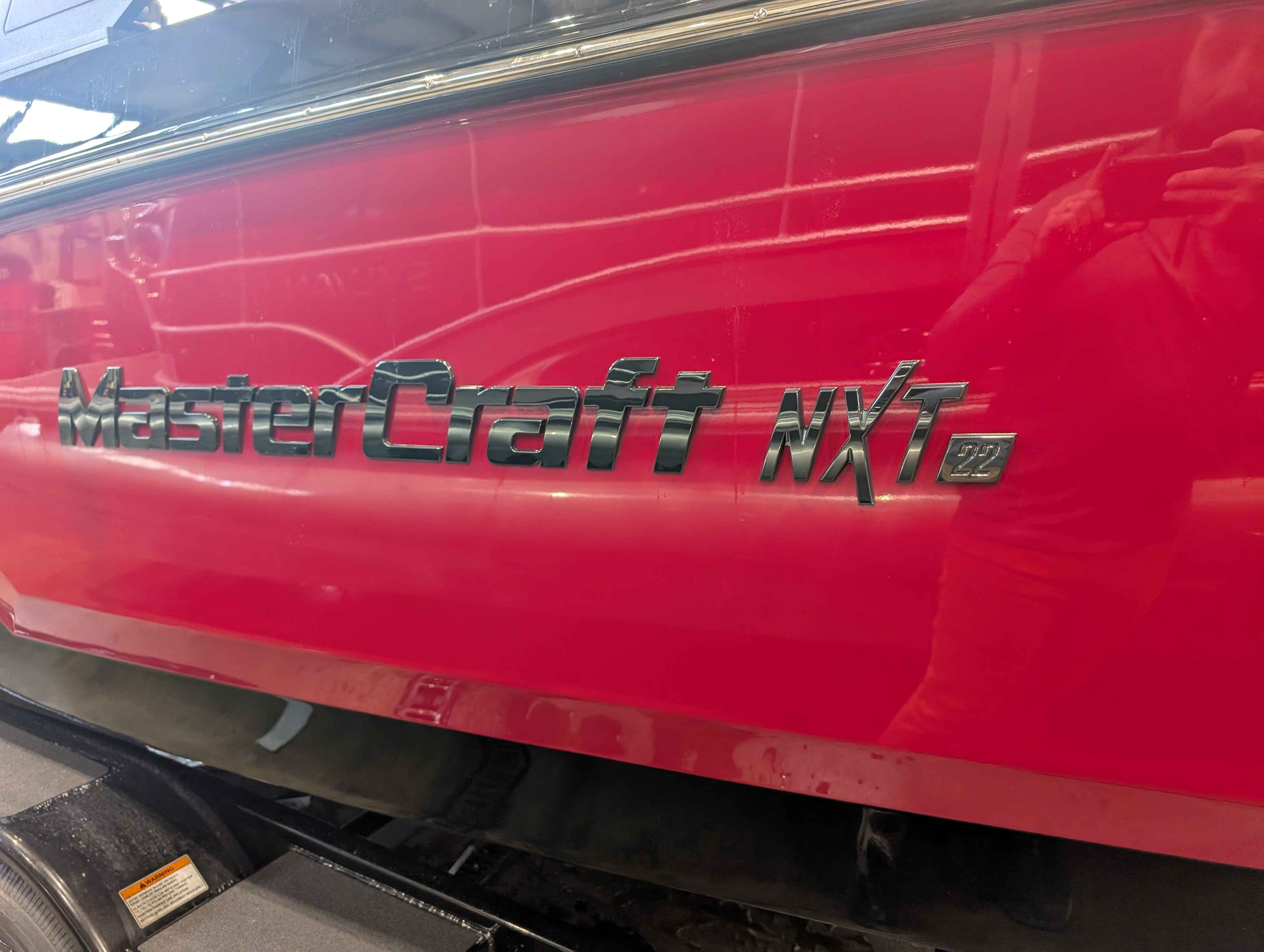 boat-carouselImage-image