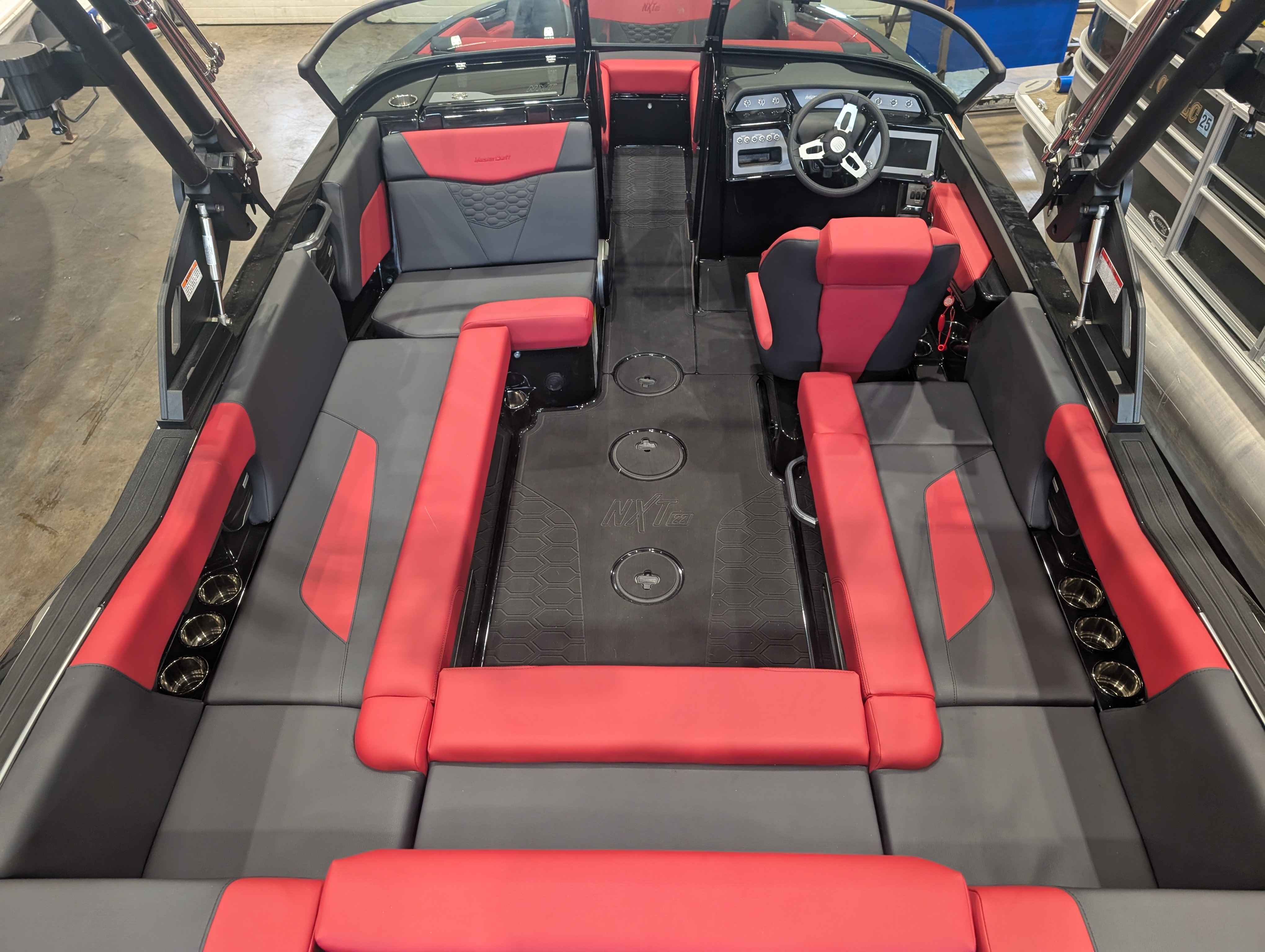 boat-carouselImage-image