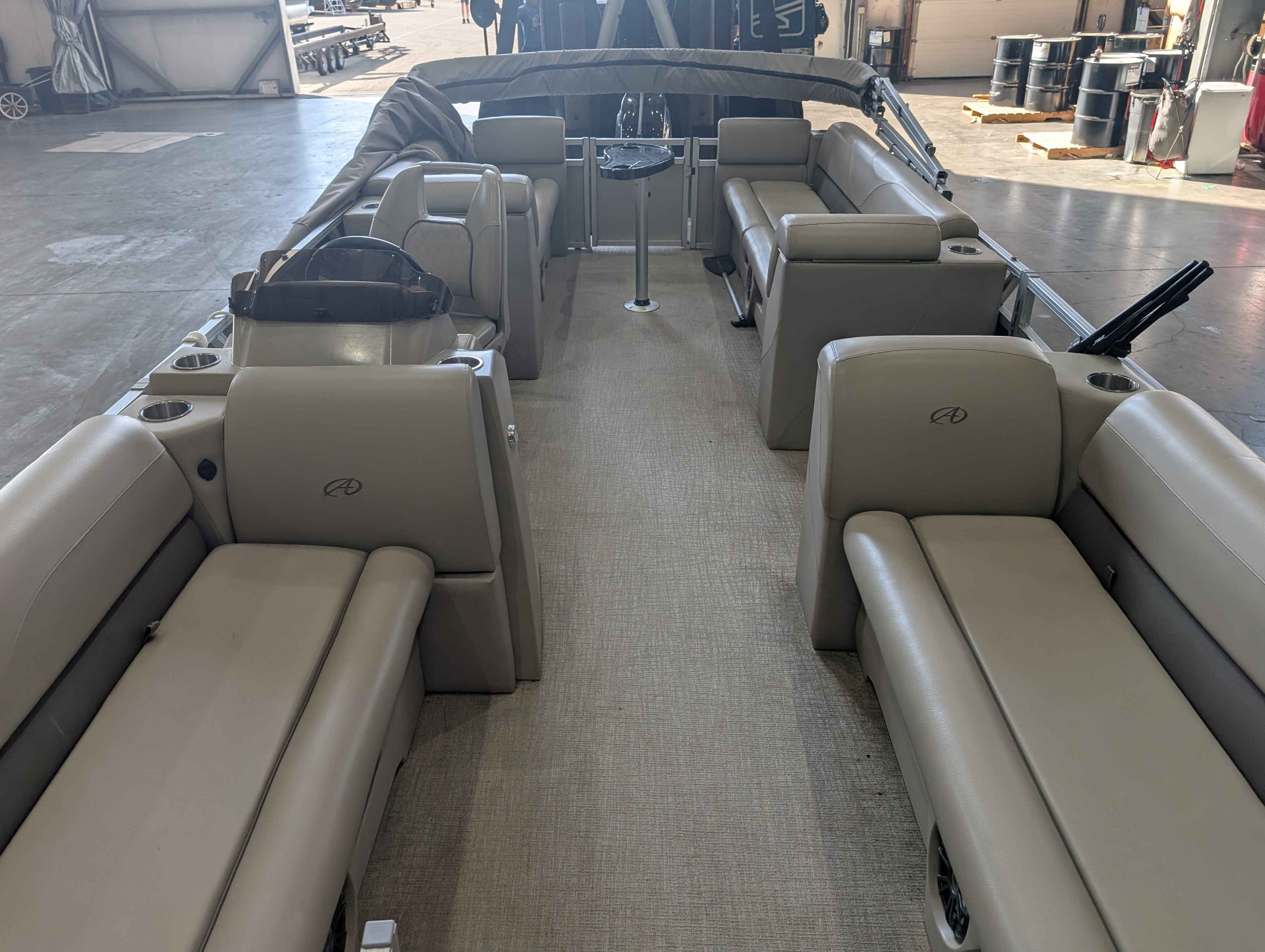 boat-carouselImage-image