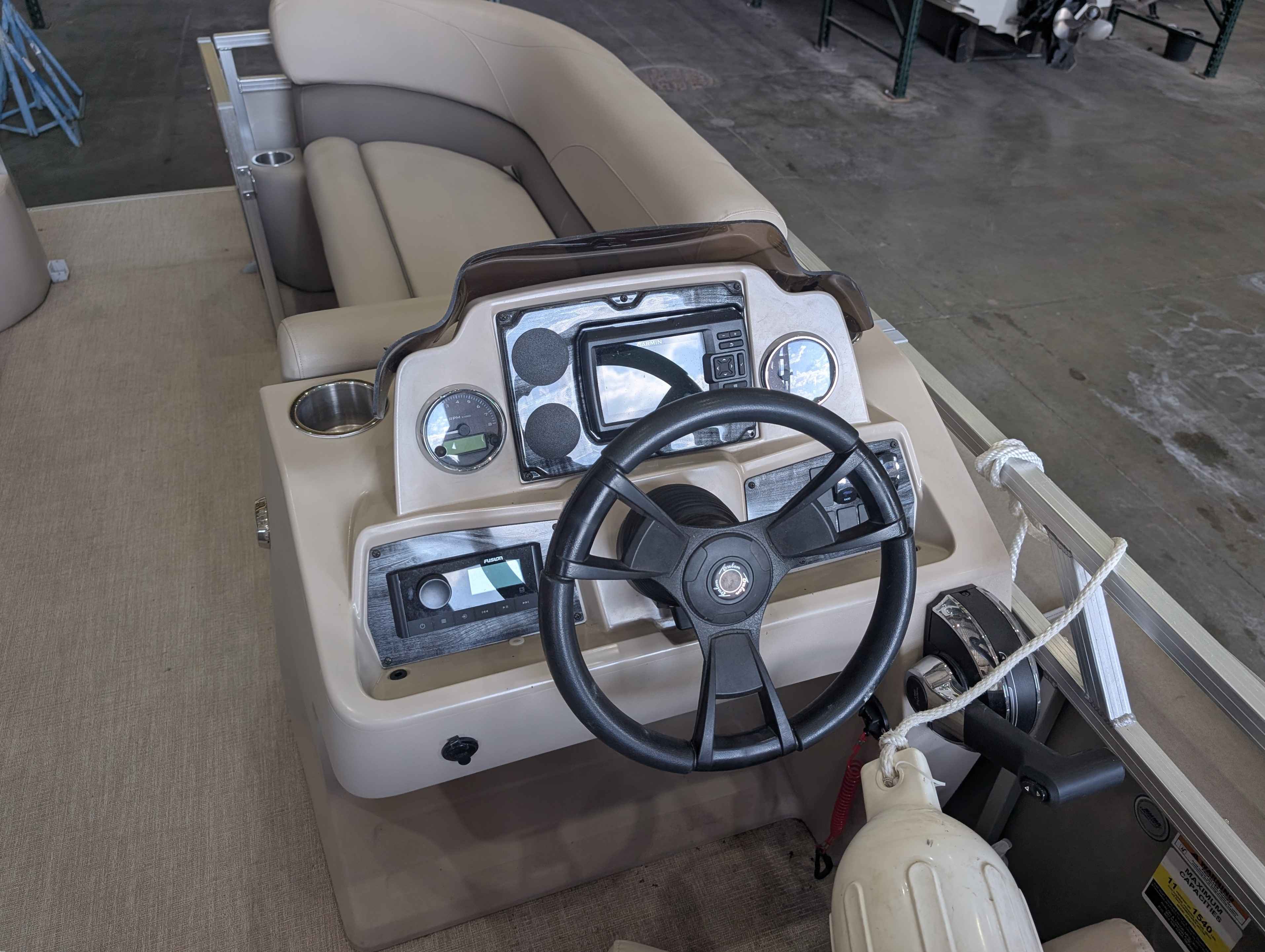 boat-carouselImage-image