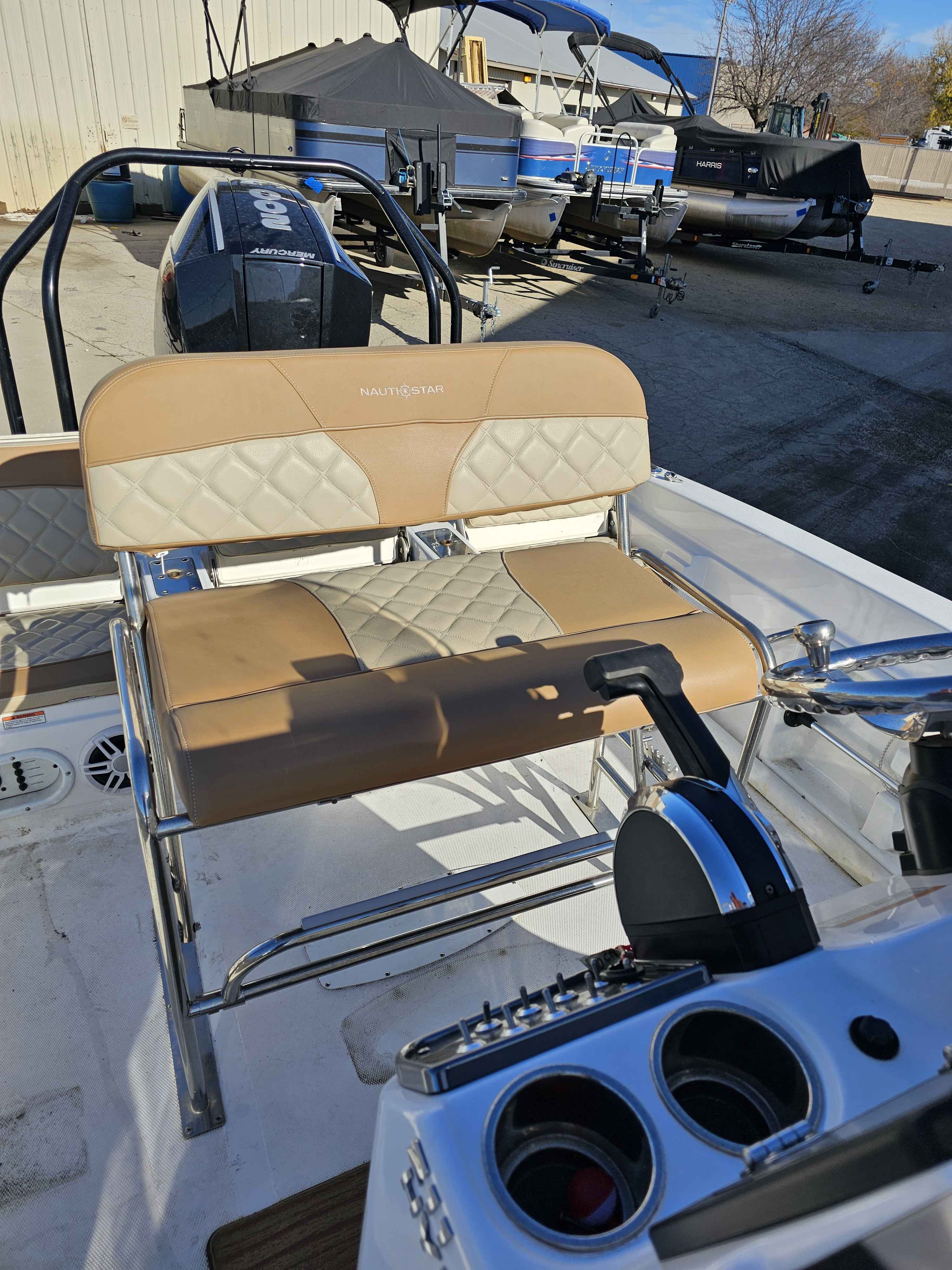 boat-carouselImage-image