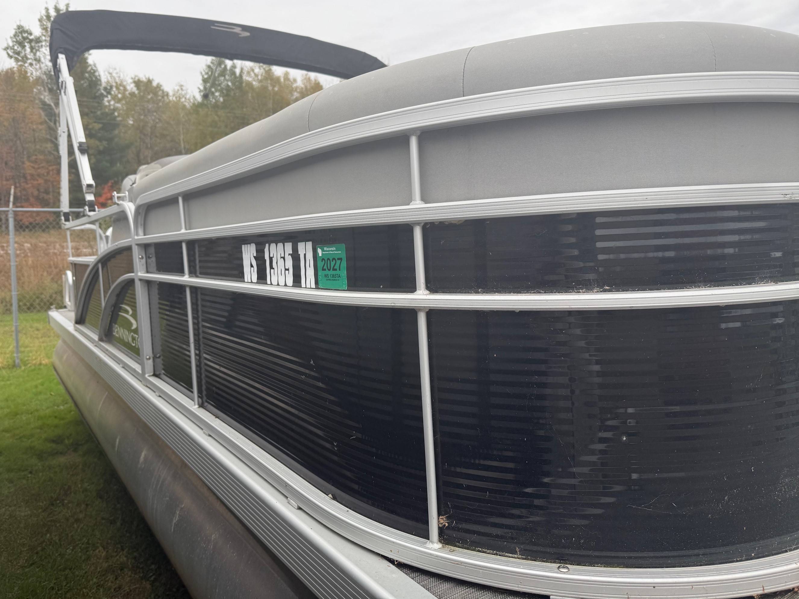 boat-carouselImage-image