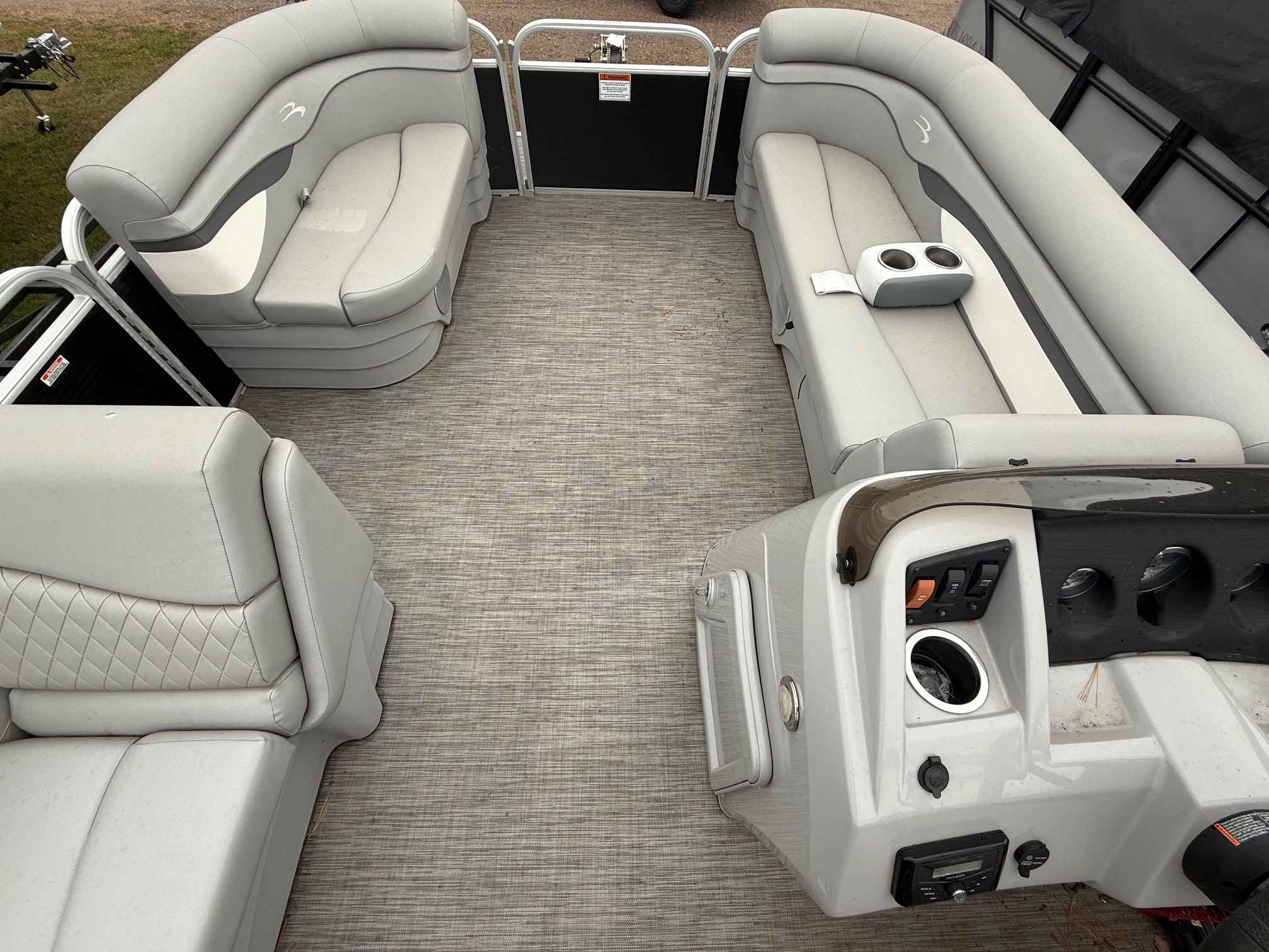 boat-carouselImage-image