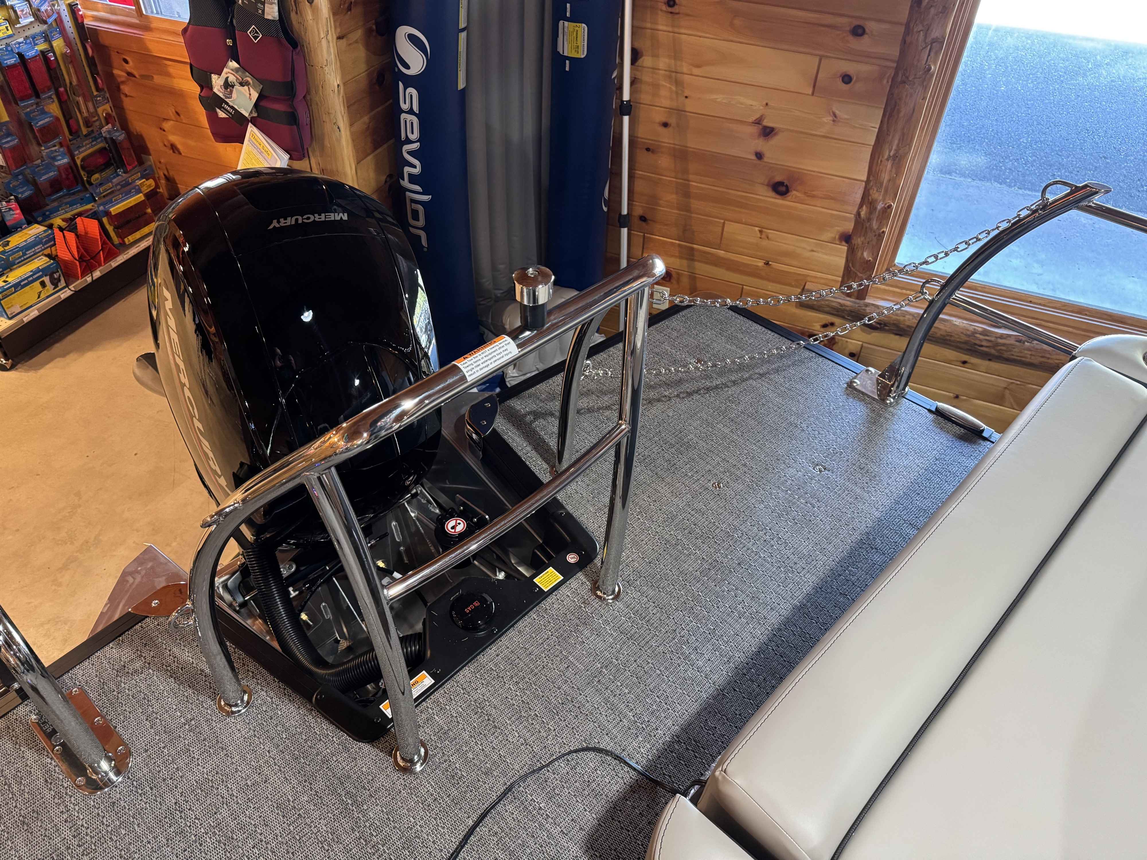 boat-carouselImage-image