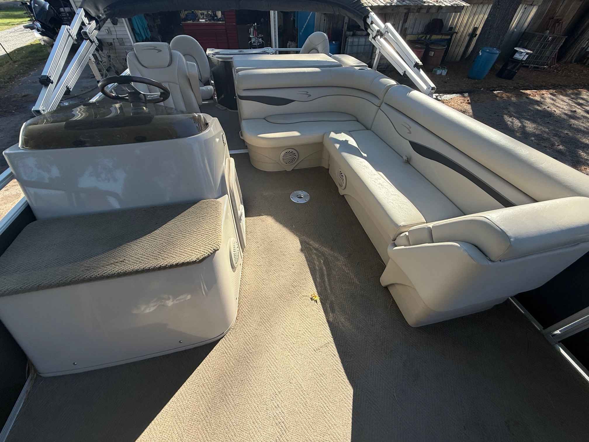 boat-carouselImage-image