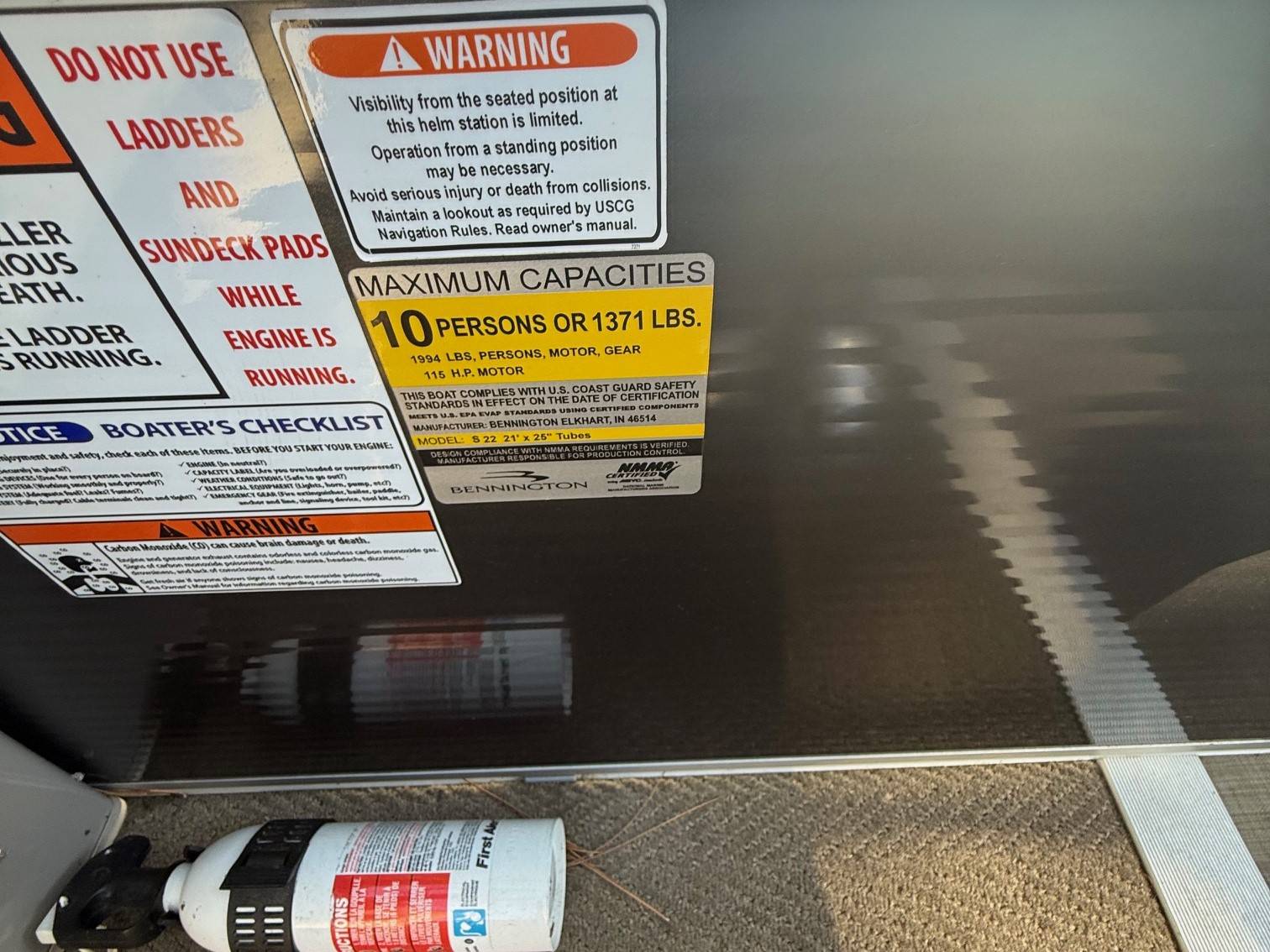 boat-carouselImage-image