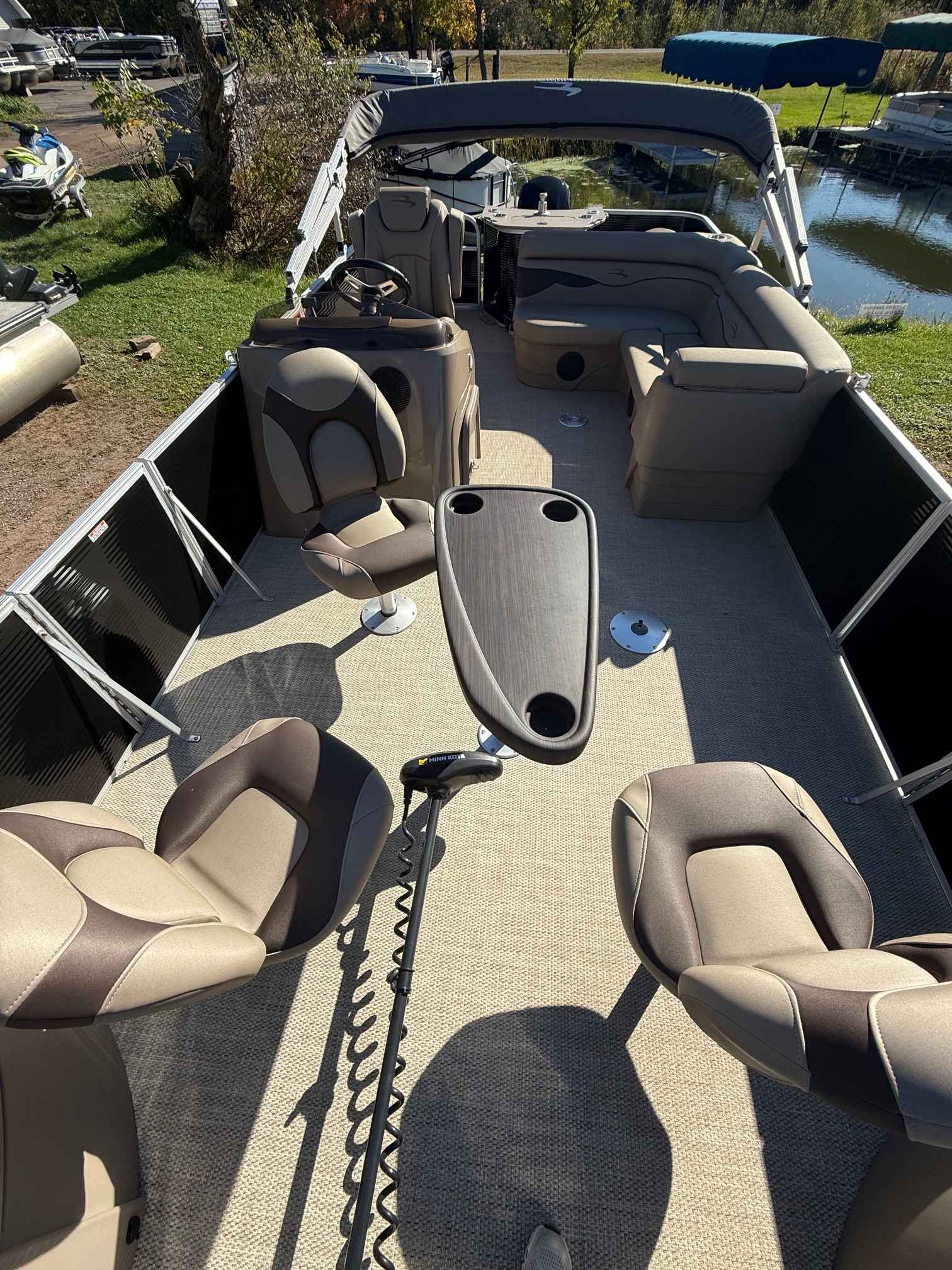 boat-carouselImage-image