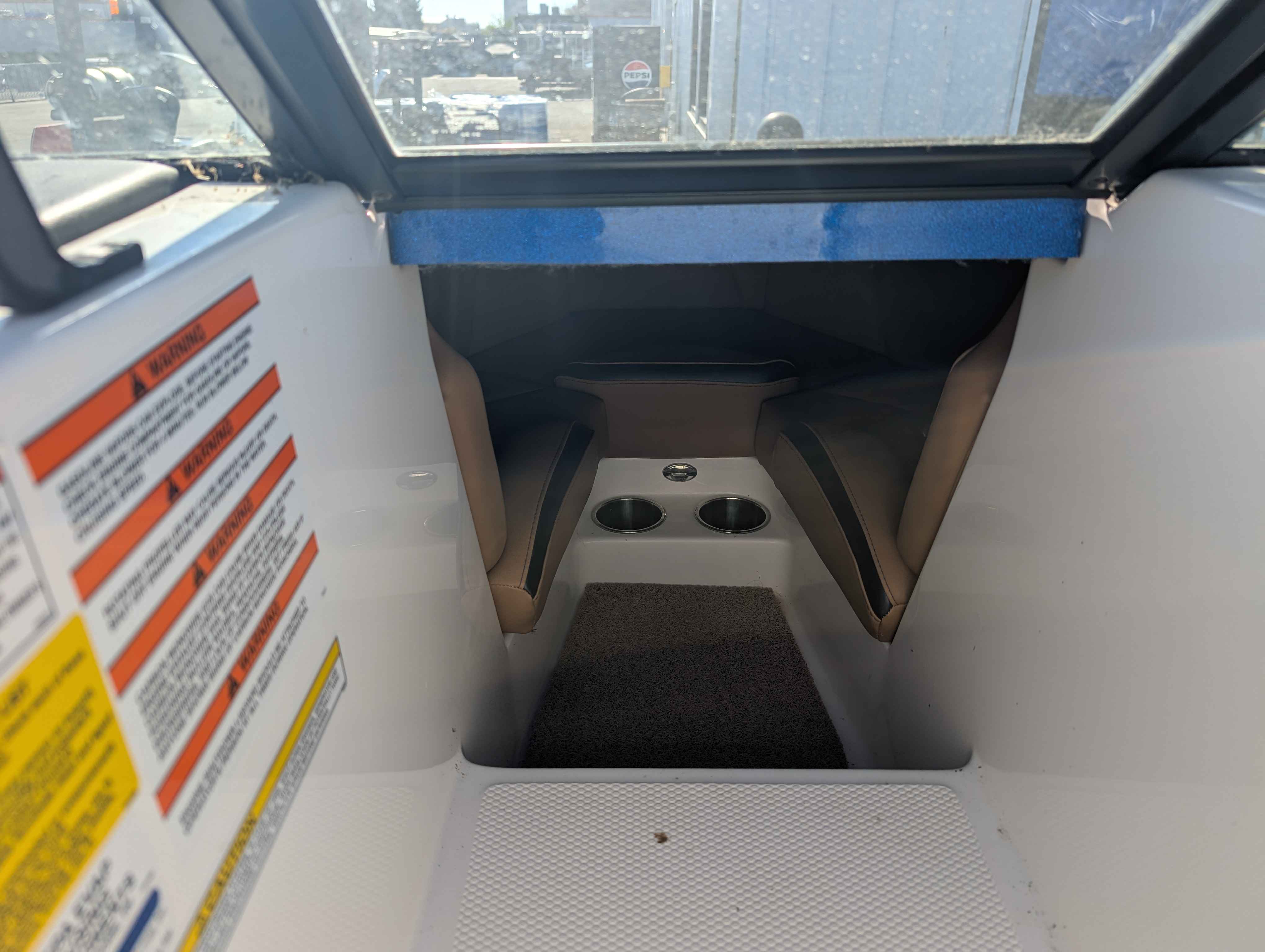 boat-carouselImage-image