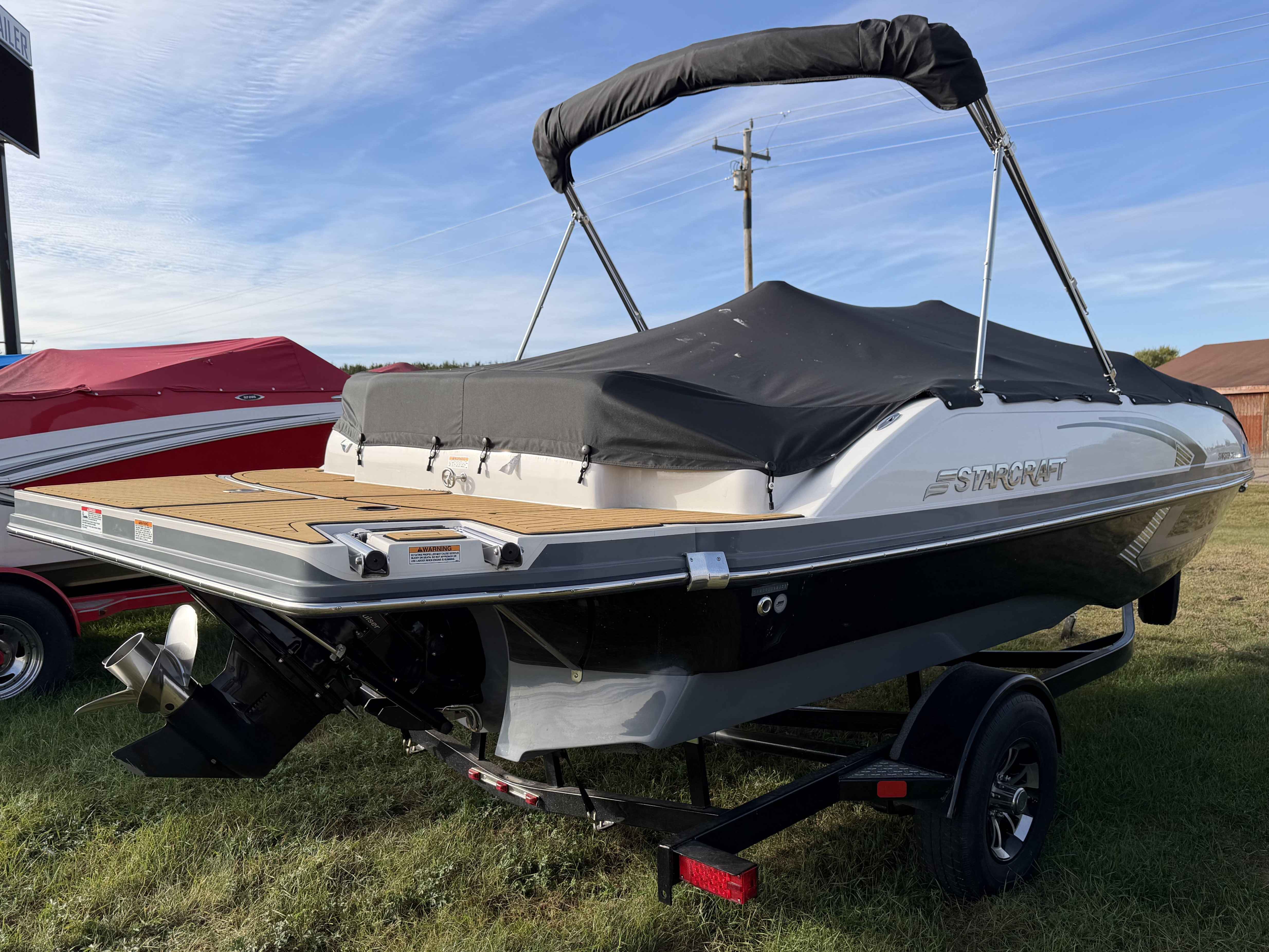 boat-carouselImage-image