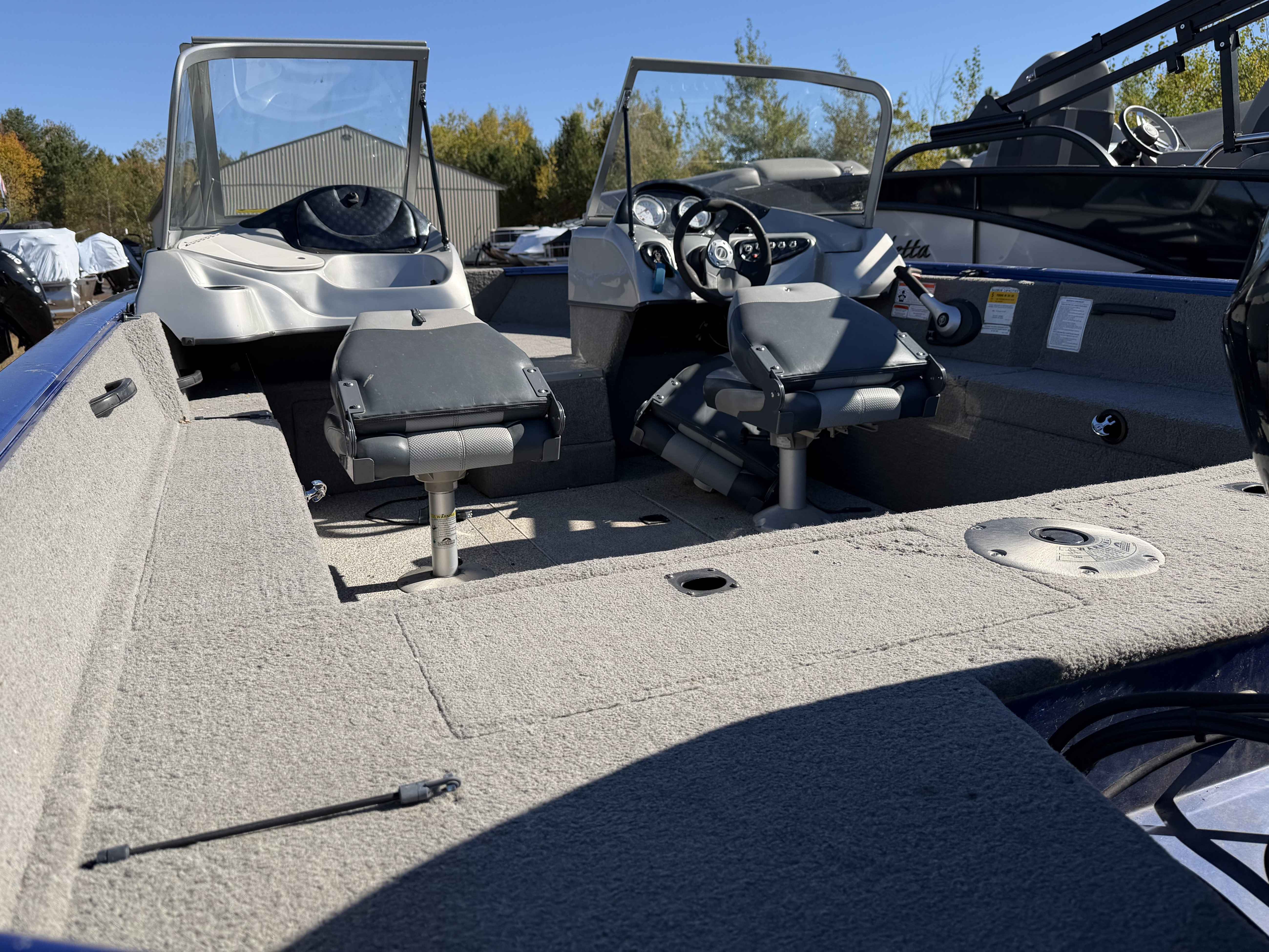 boat-carouselImage-image