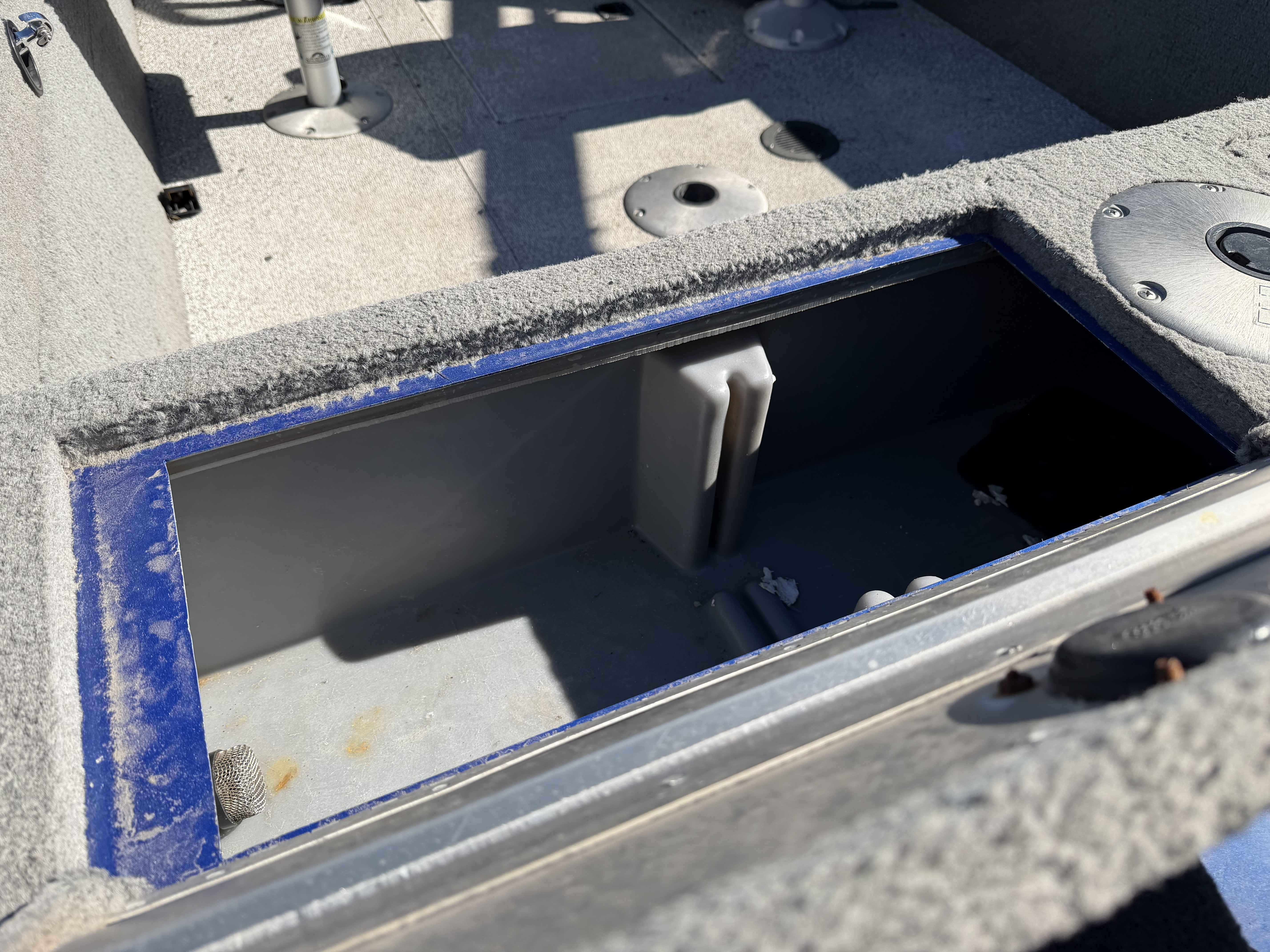 boat-carouselImage-image