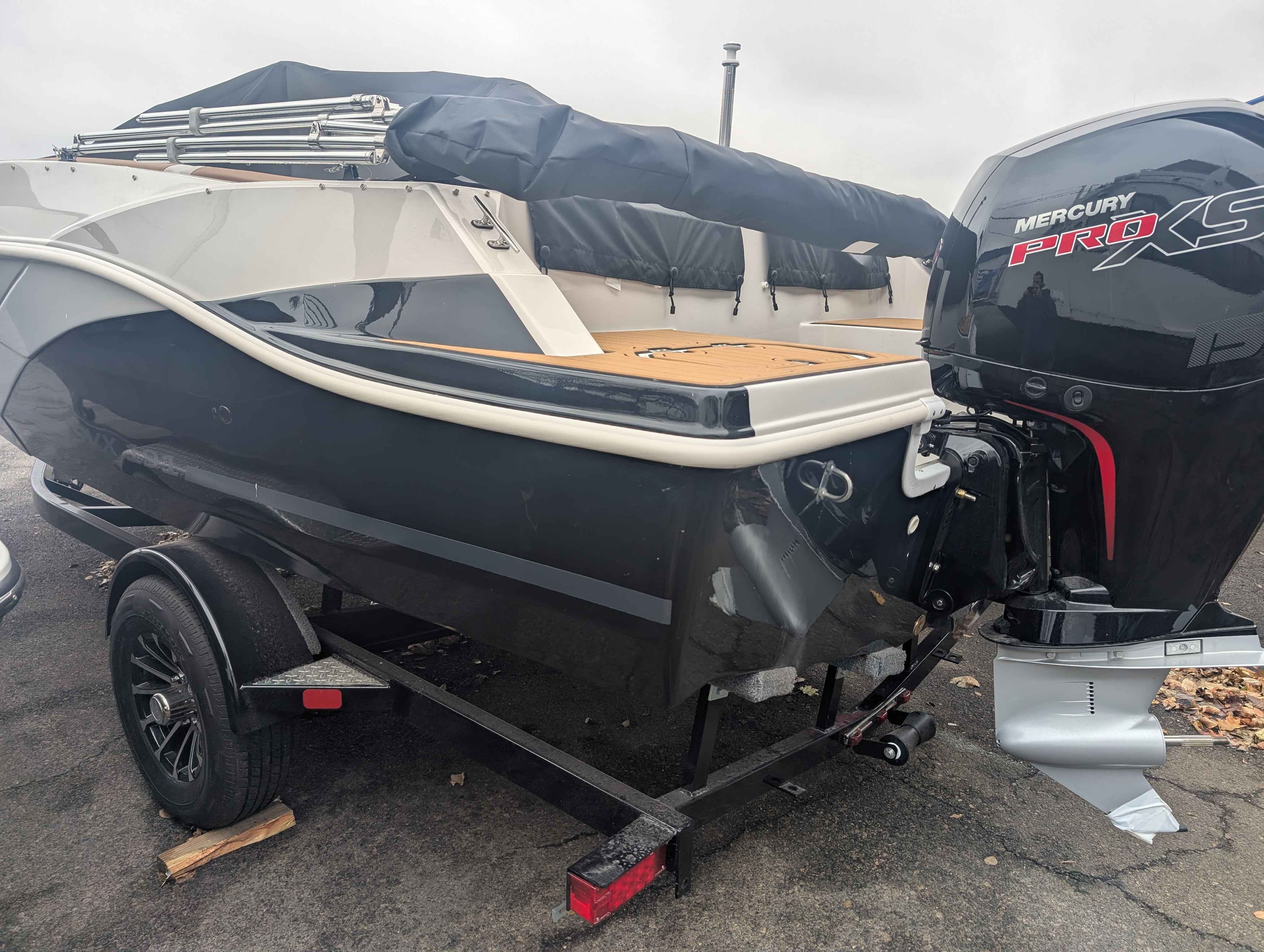 boat-carouselImage-image