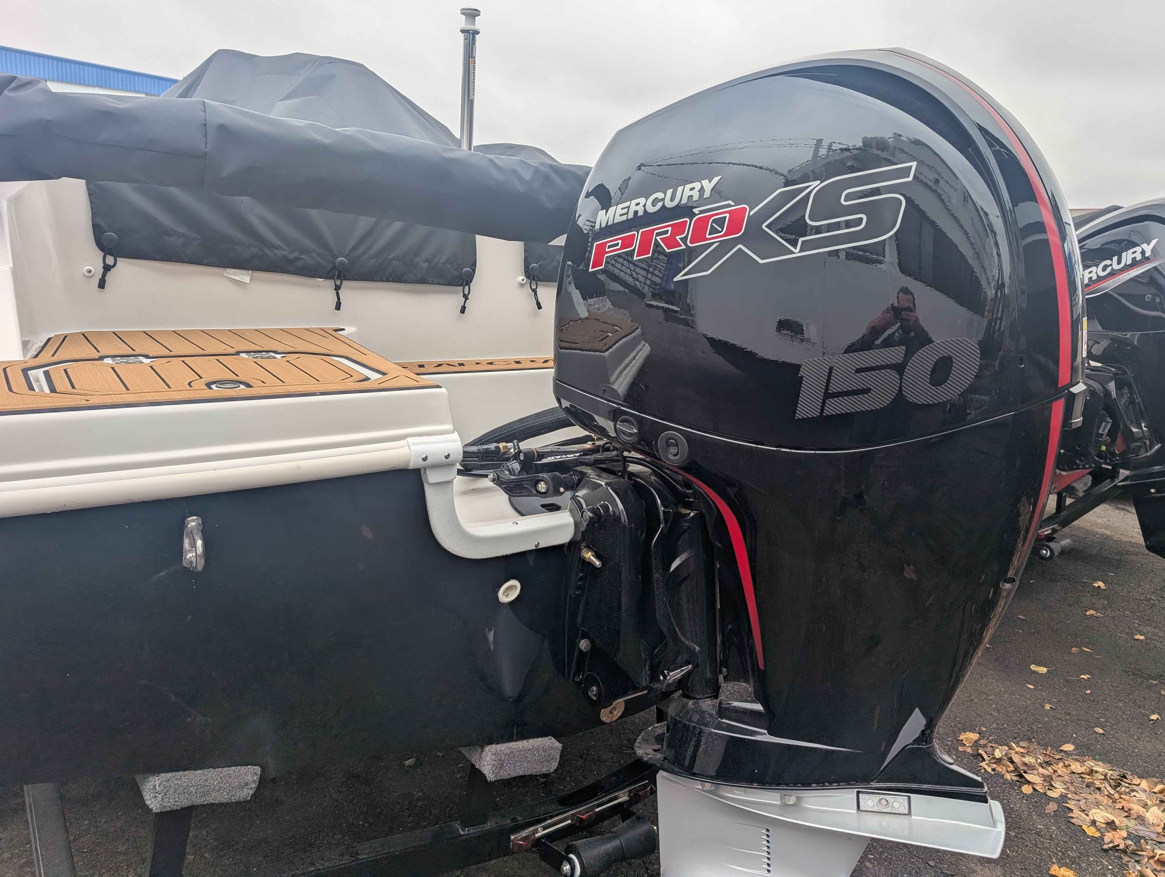 boat-carouselImage-image