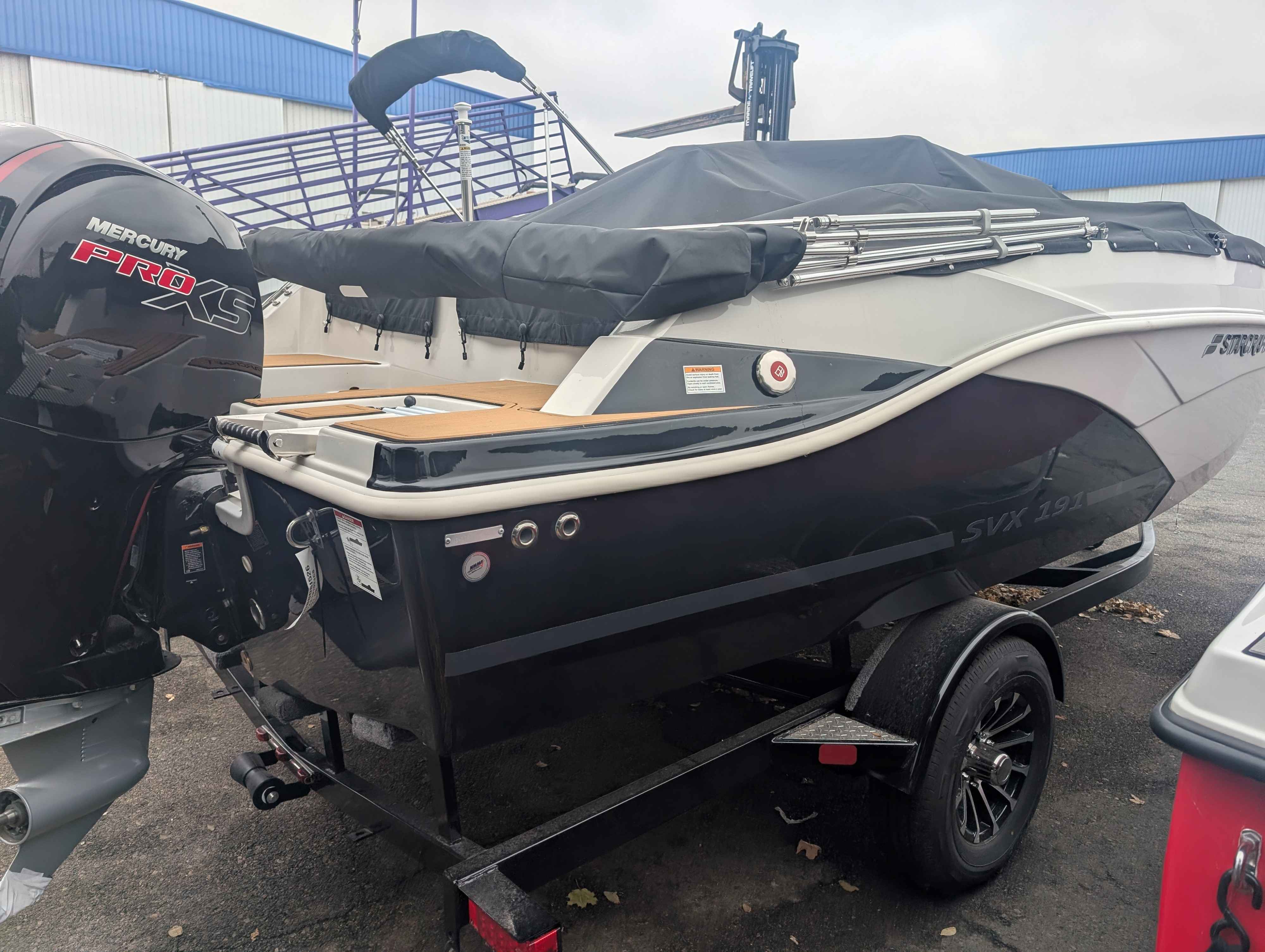 boat-carouselImage-image