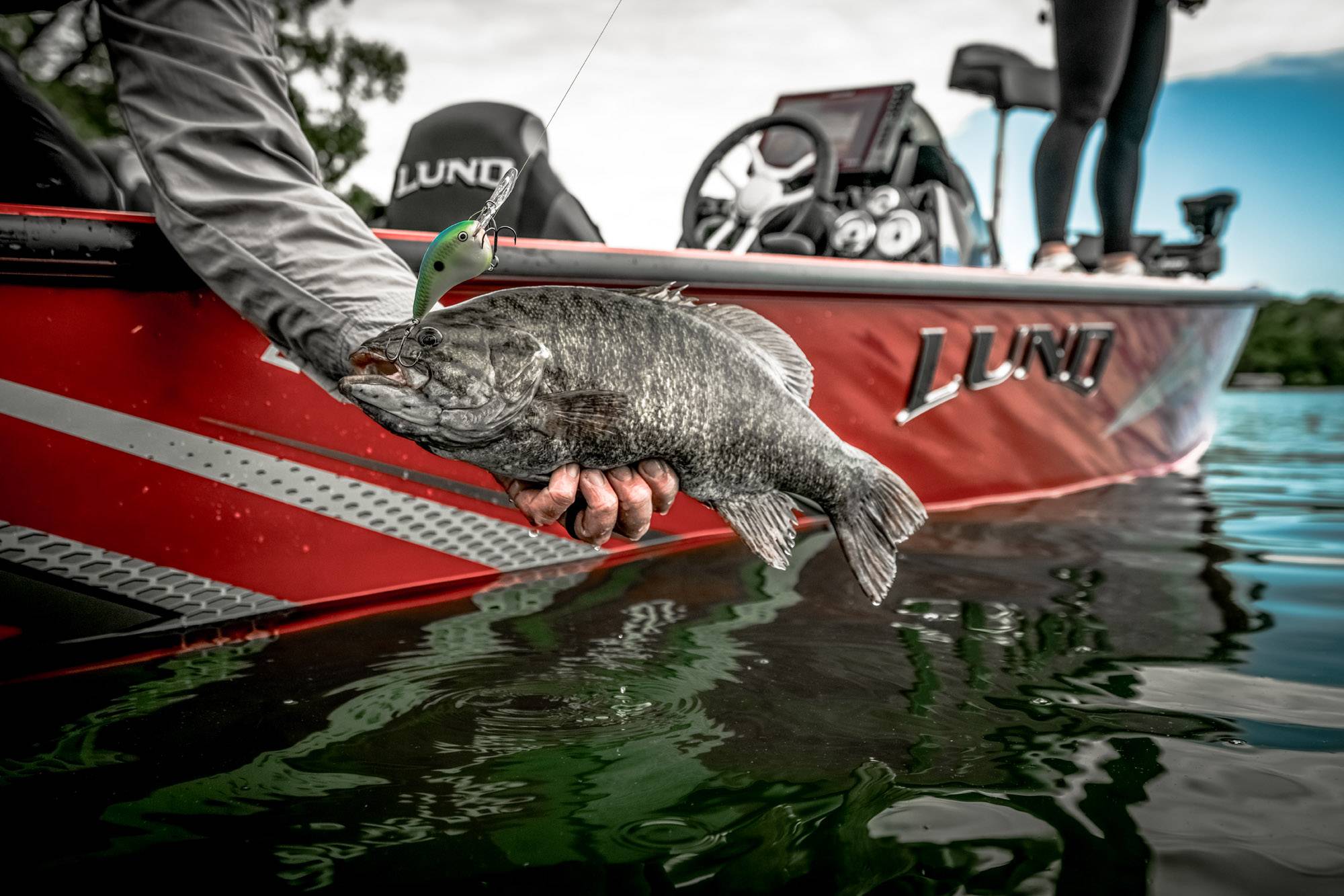 boat-carouselImage-image