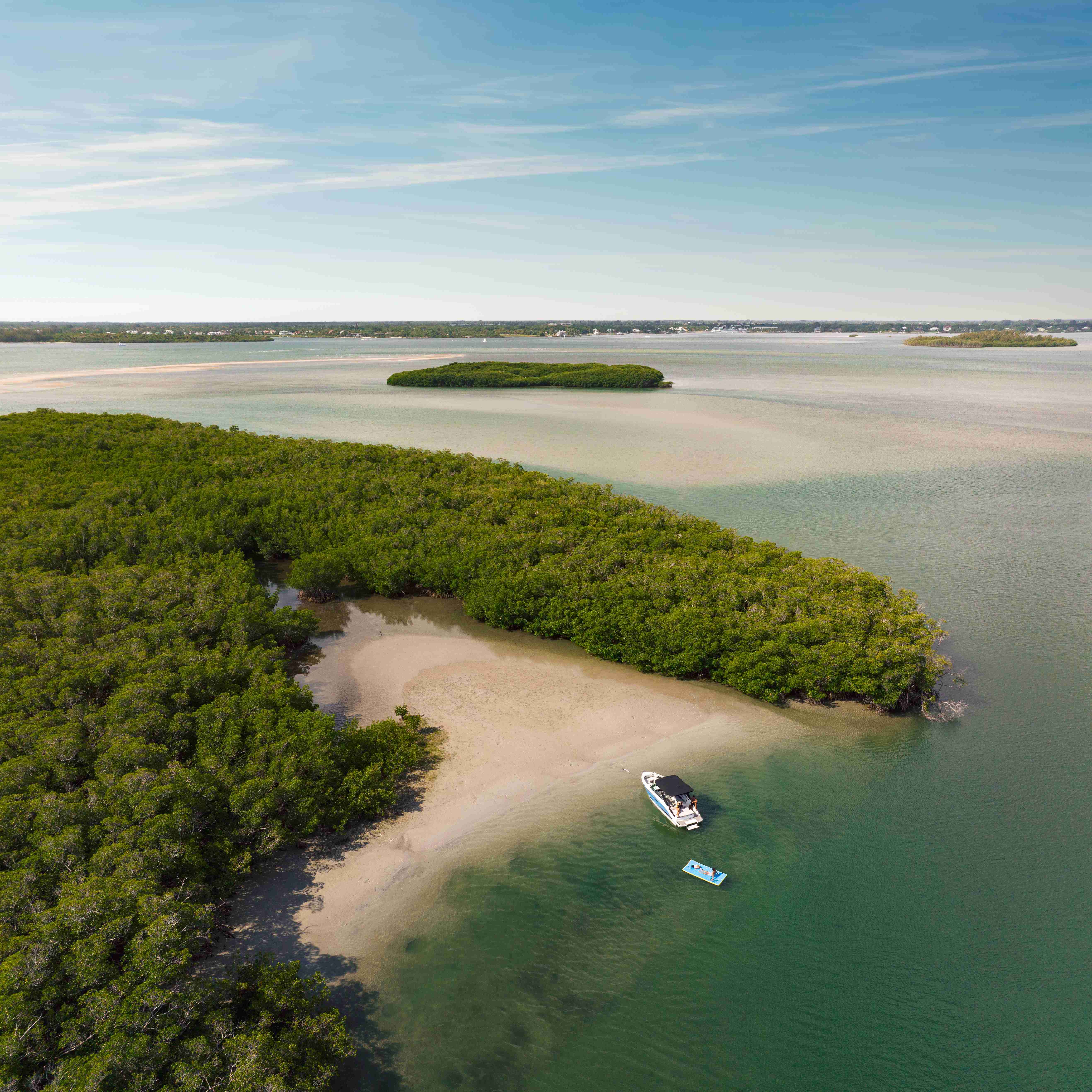 2026 Sea Ray SLX 260 -13