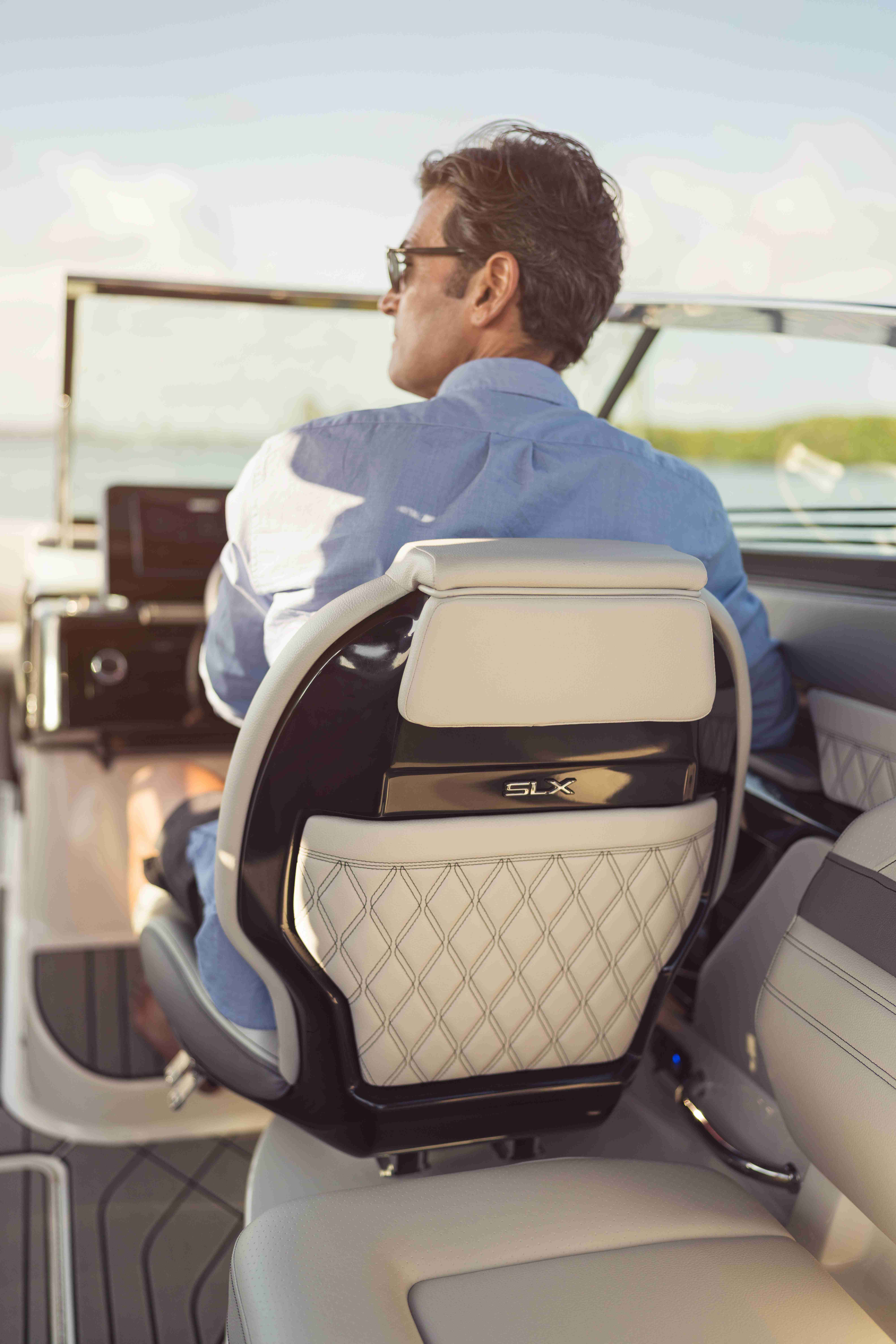 2026 Sea Ray SLX 260 -22