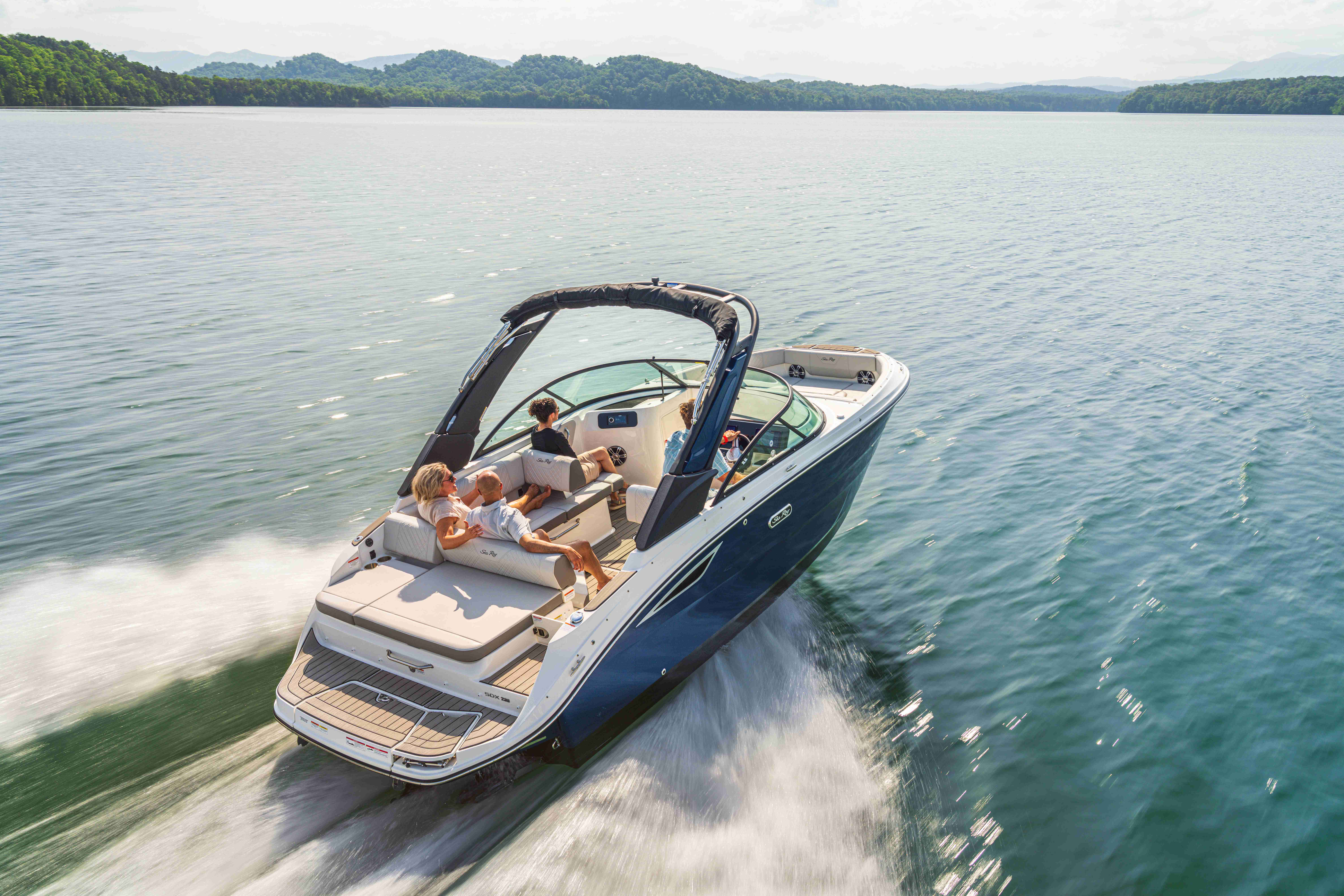 2026 Sea Ray SDX 230-7