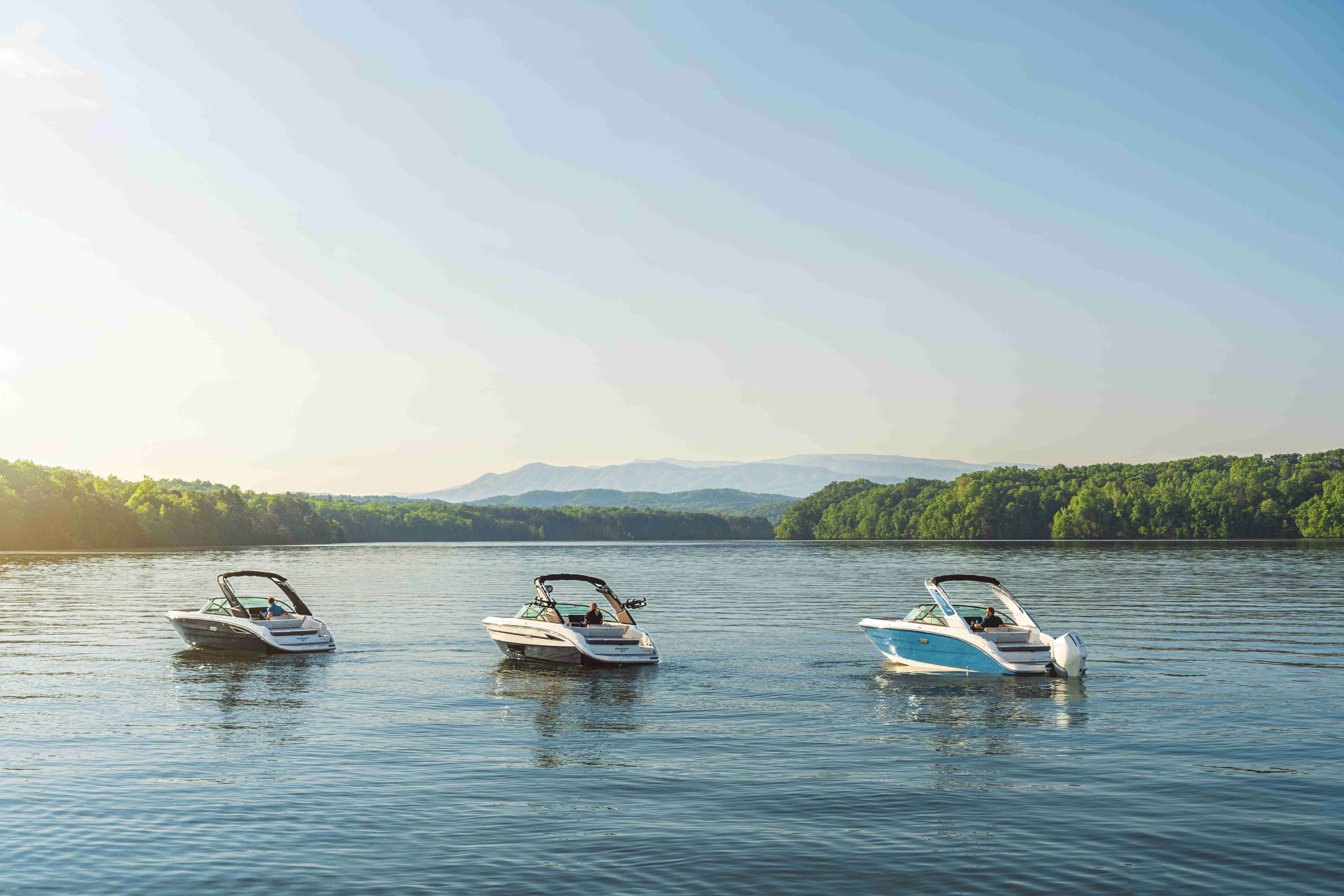 2026 Sea Ray SDX 230-16