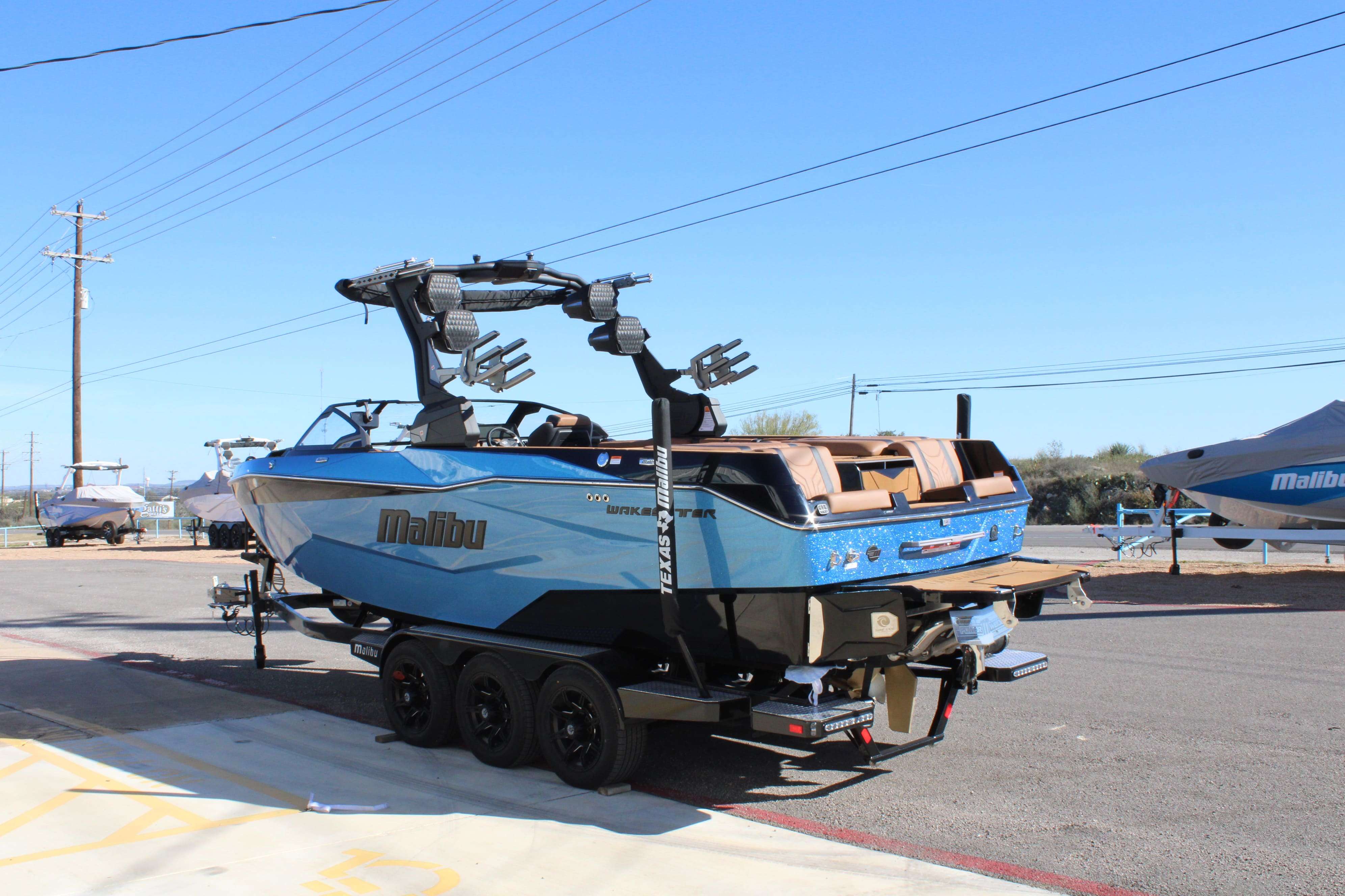 2026 Malibu Boats Wakesetter 25 LSV-6