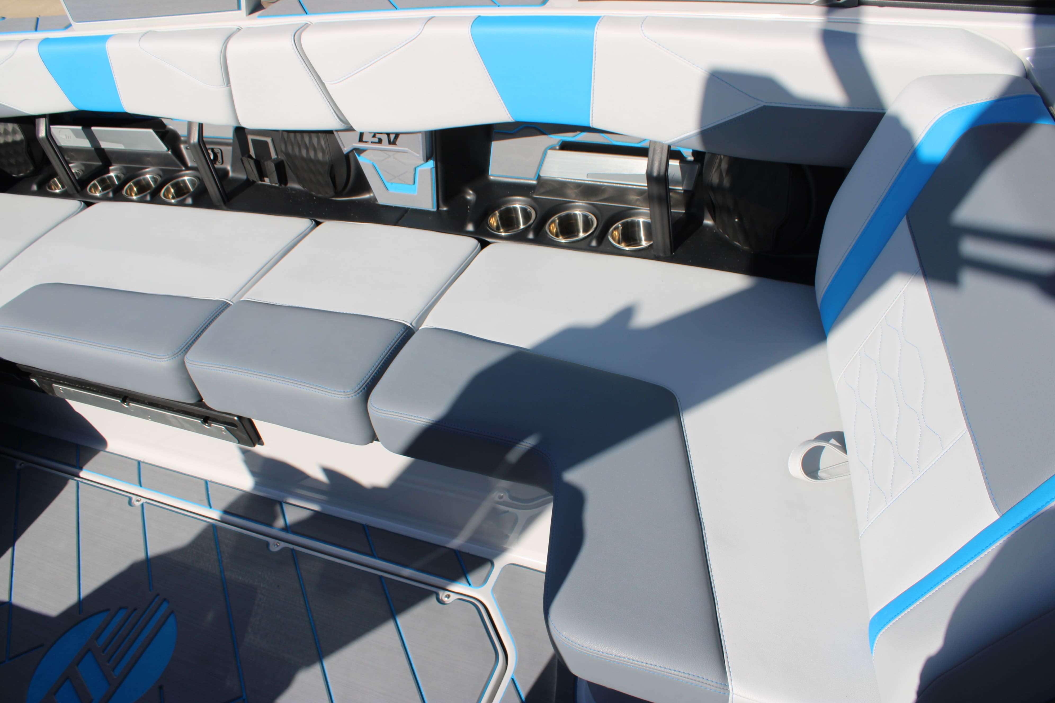 2026 Malibu Boats Wakesetter 23 LSV-16