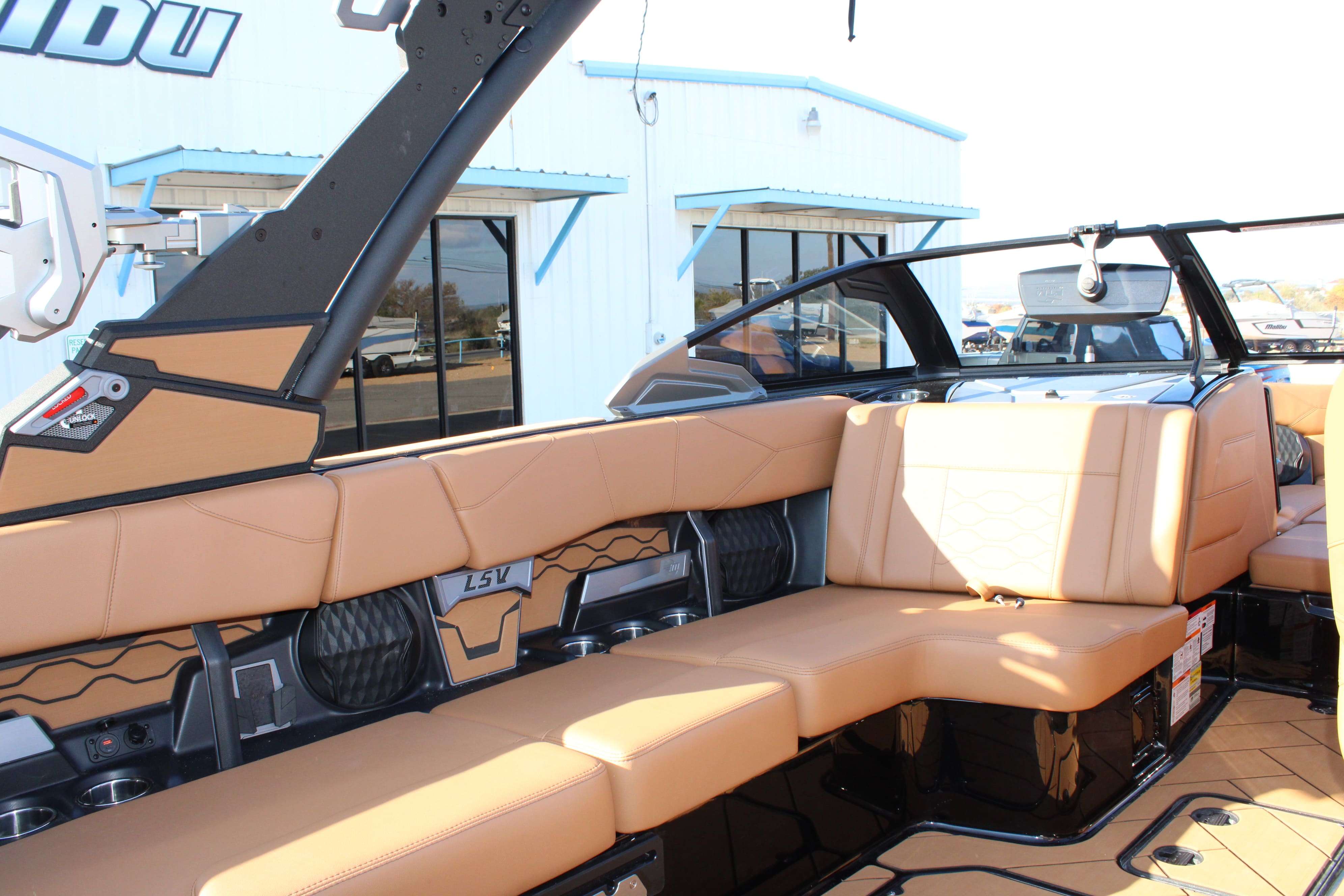 2026 Malibu Boats Wakesetter 23 LSV-11