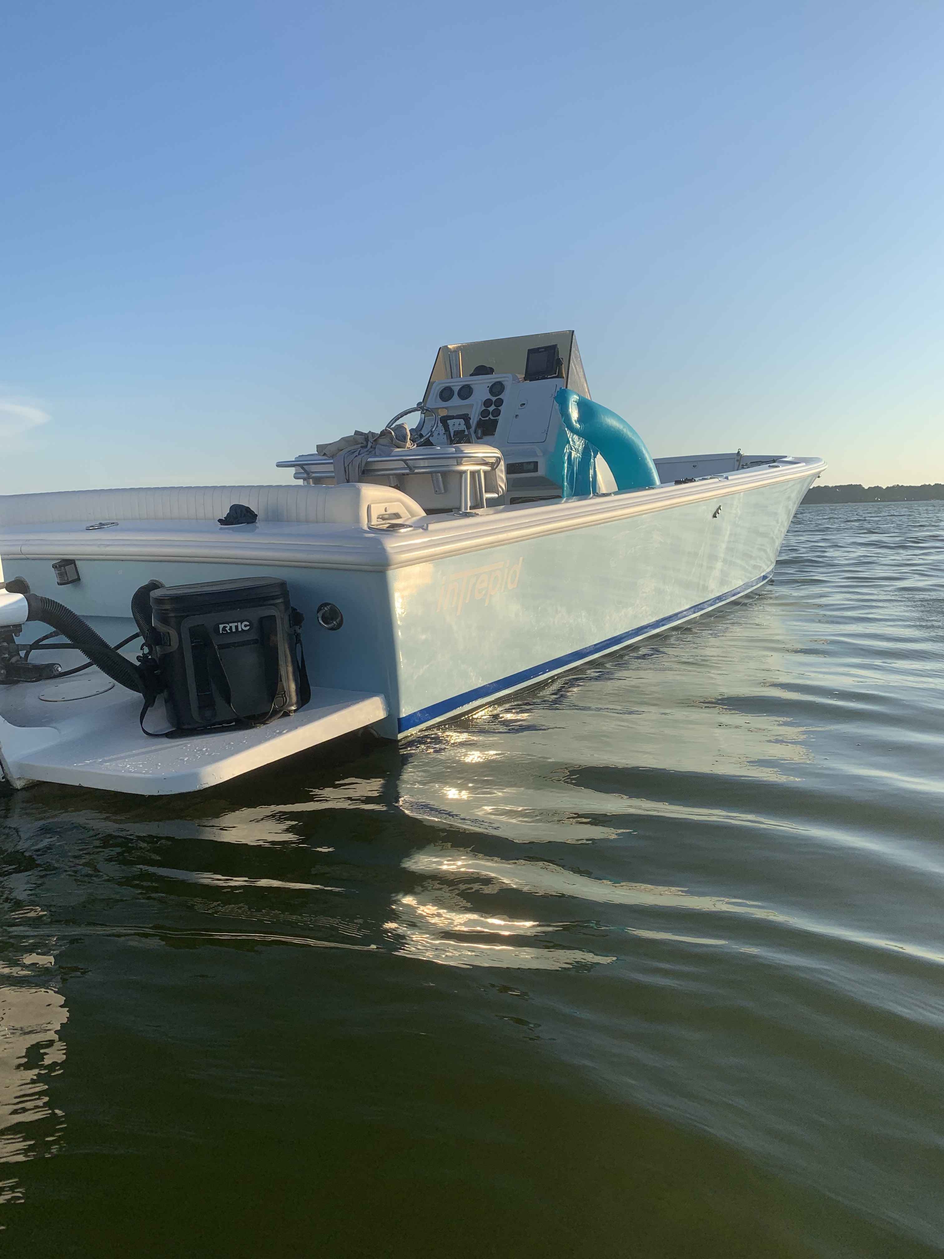 1990 Intrepid 30CC-3