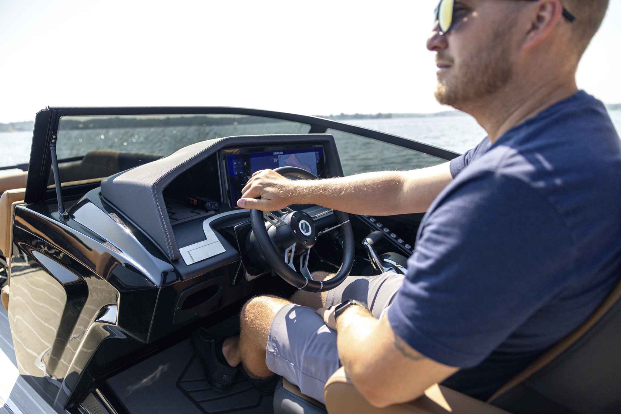 2026 South bay 25 Sport RS9 DC w/ Arch-6