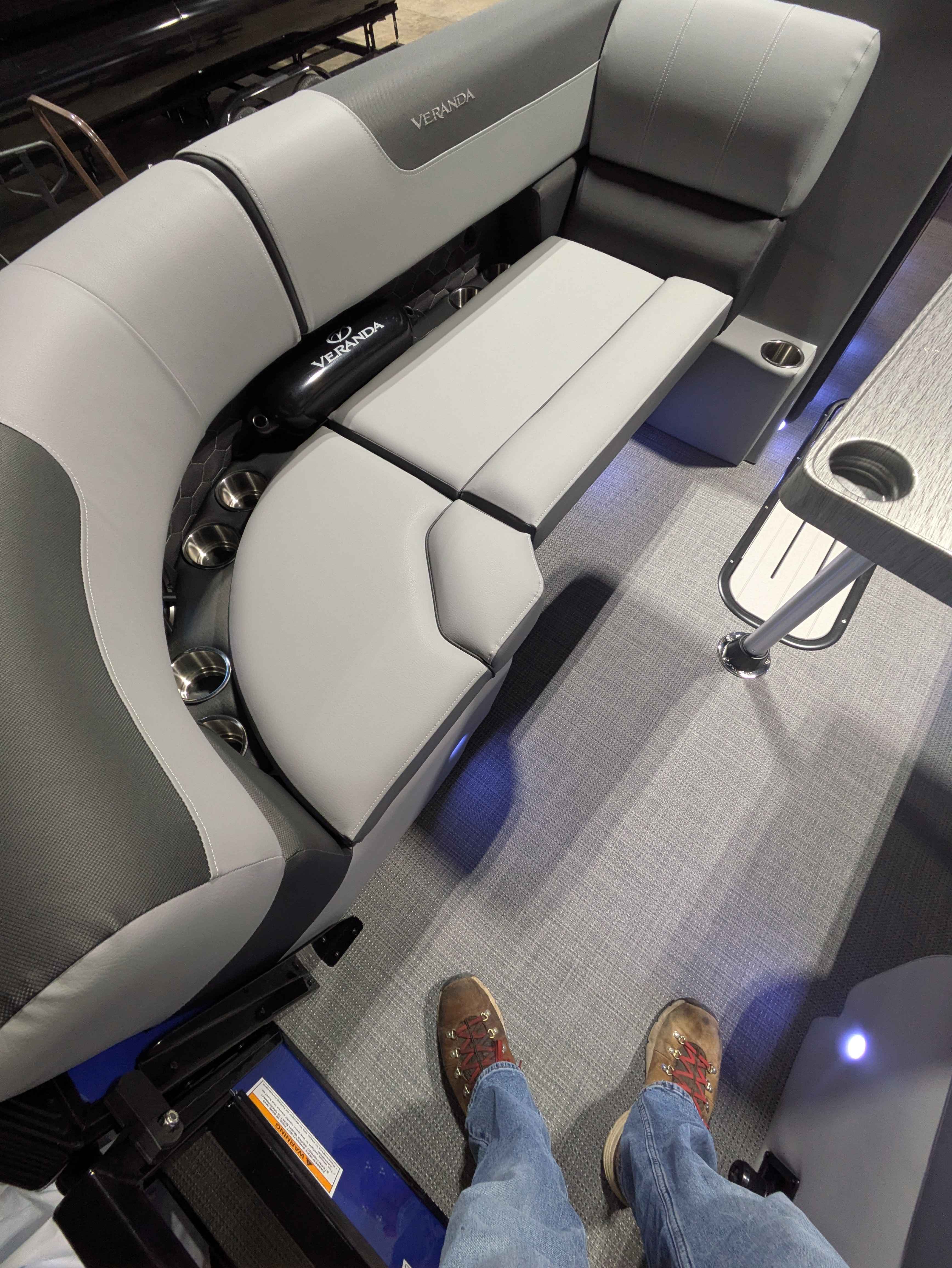 Veranda Relax 235F2-5