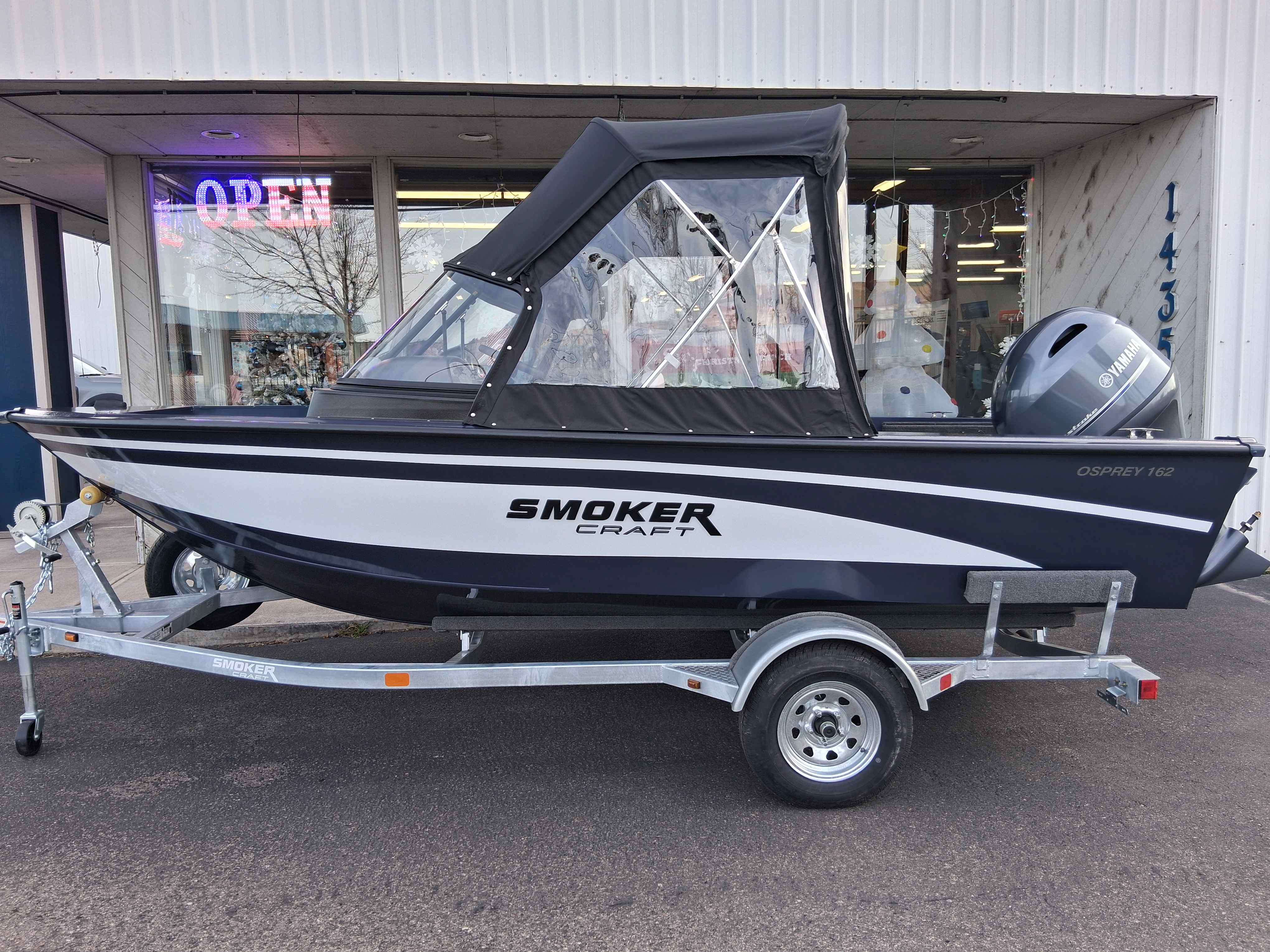  Smokercarft Osprey 162-2