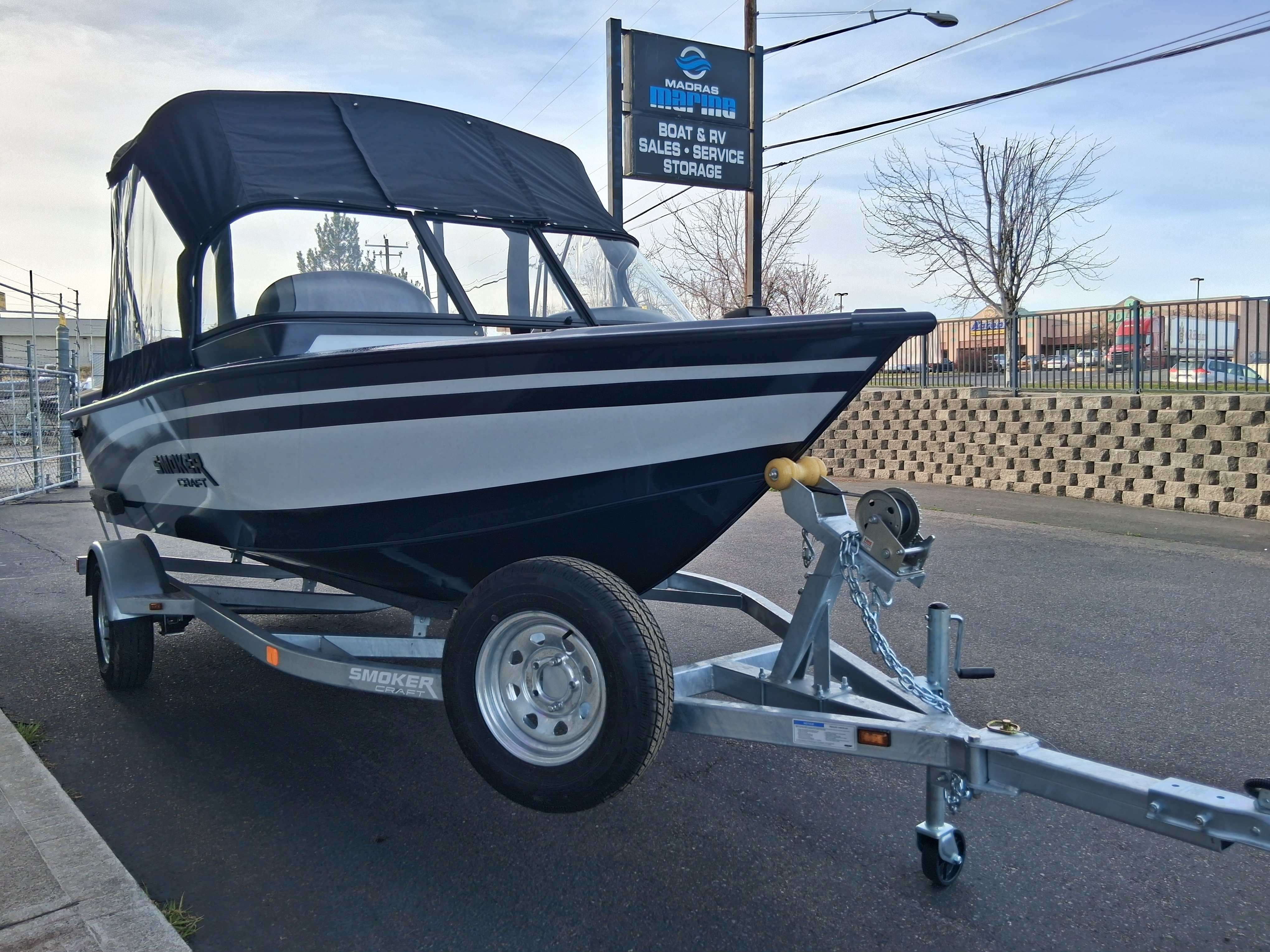  Smokercarft Osprey 162-7