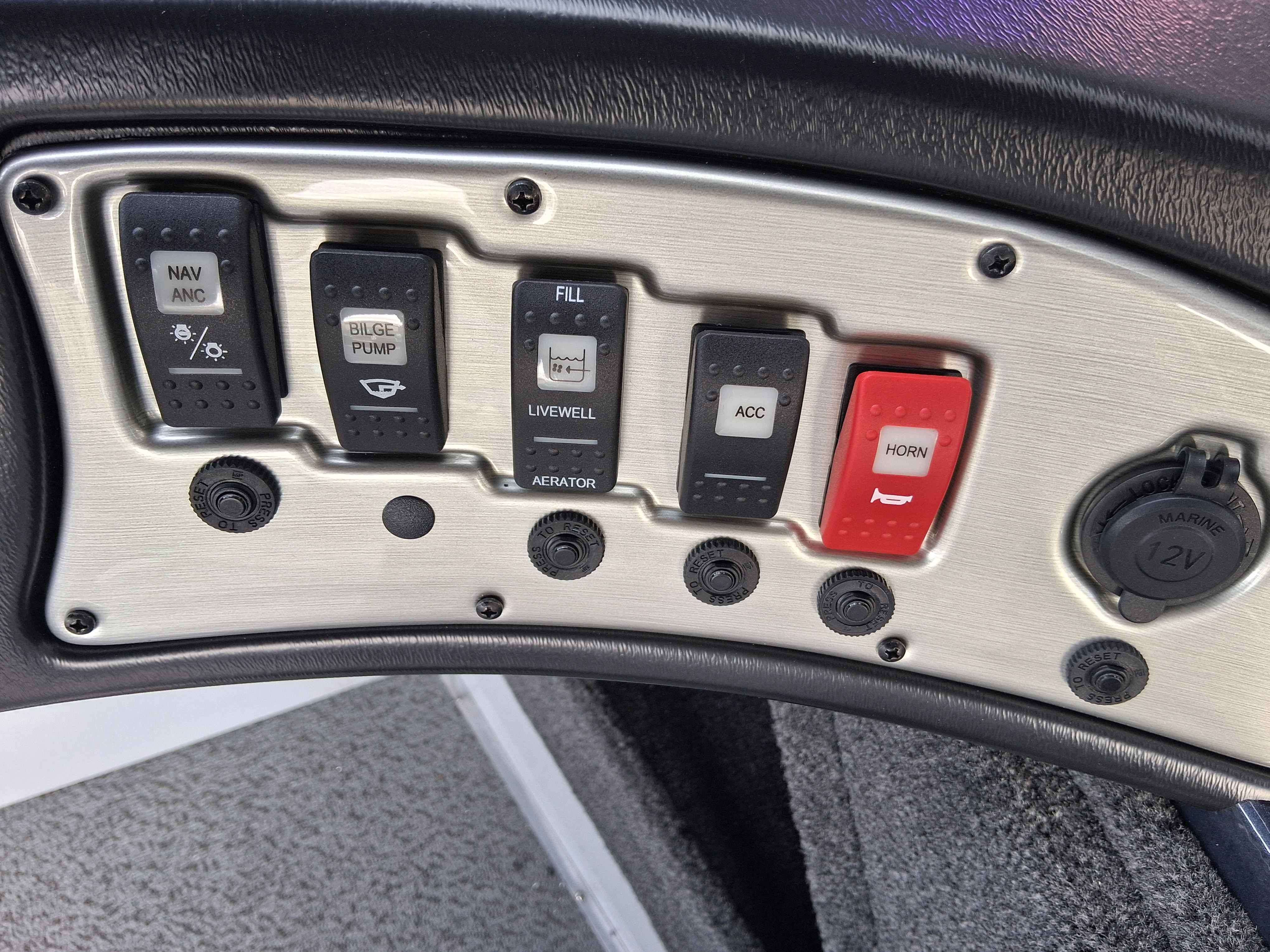  Smokercarft Osprey 162-17