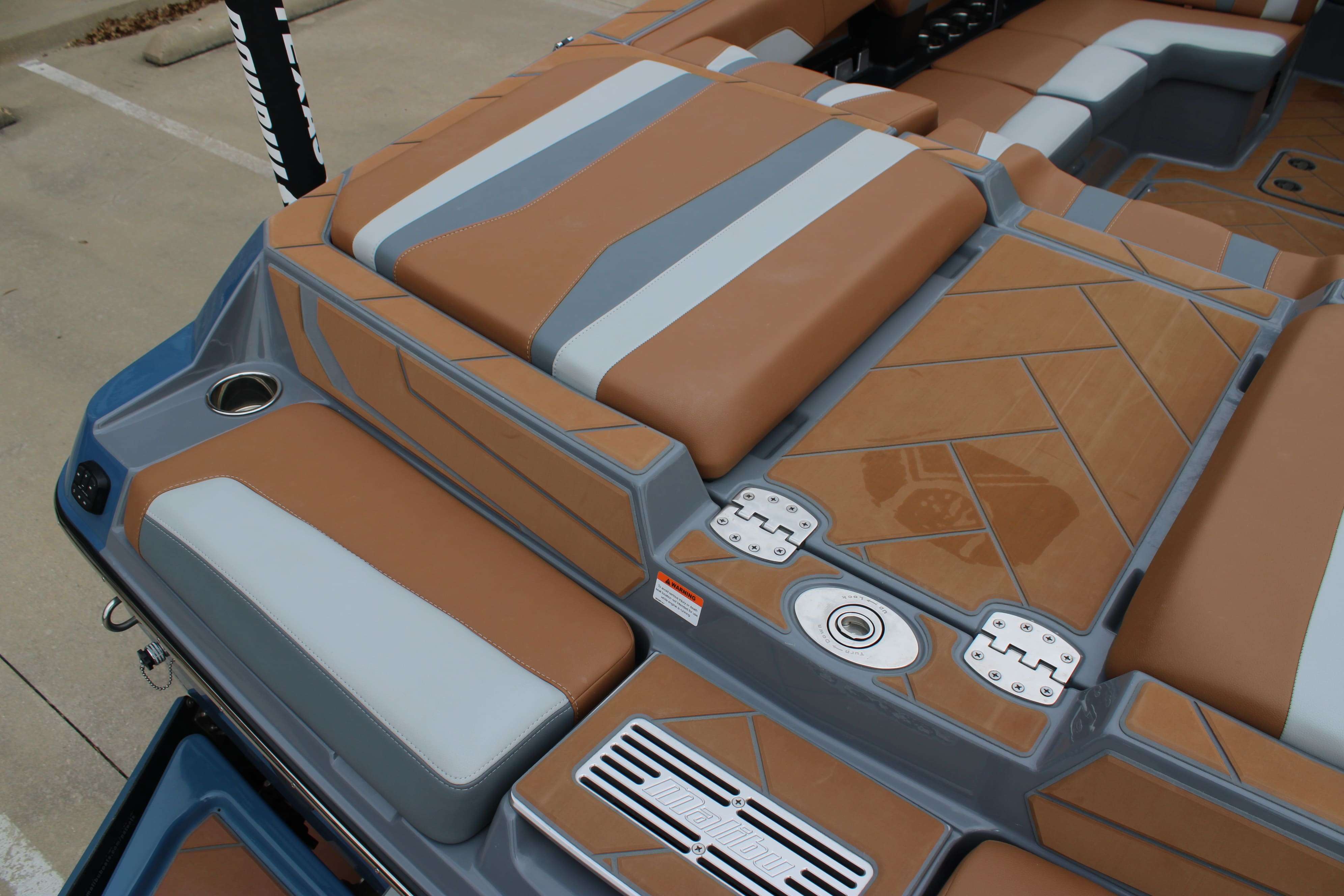 2023 Malibu Boats Wakesetter 22 LSV-11