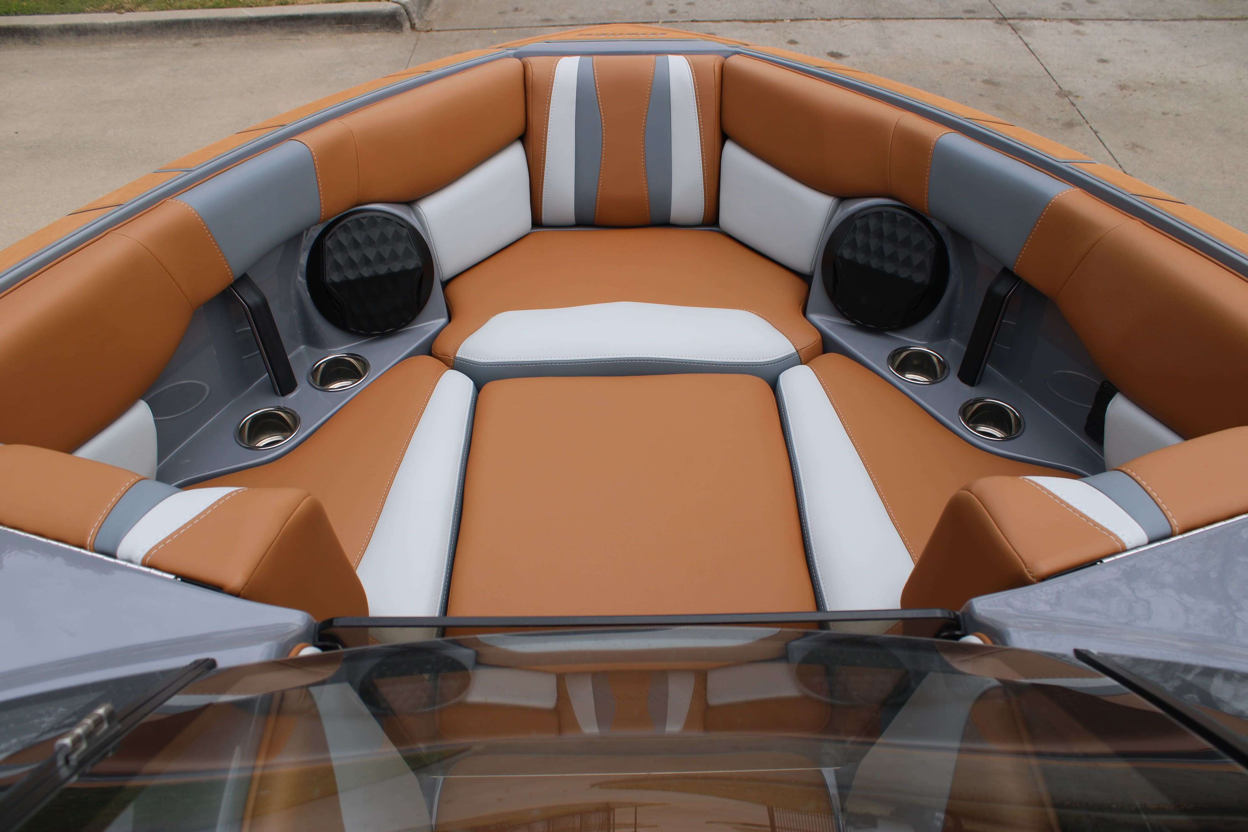 2023 Malibu Boats Wakesetter 22 LSV-18