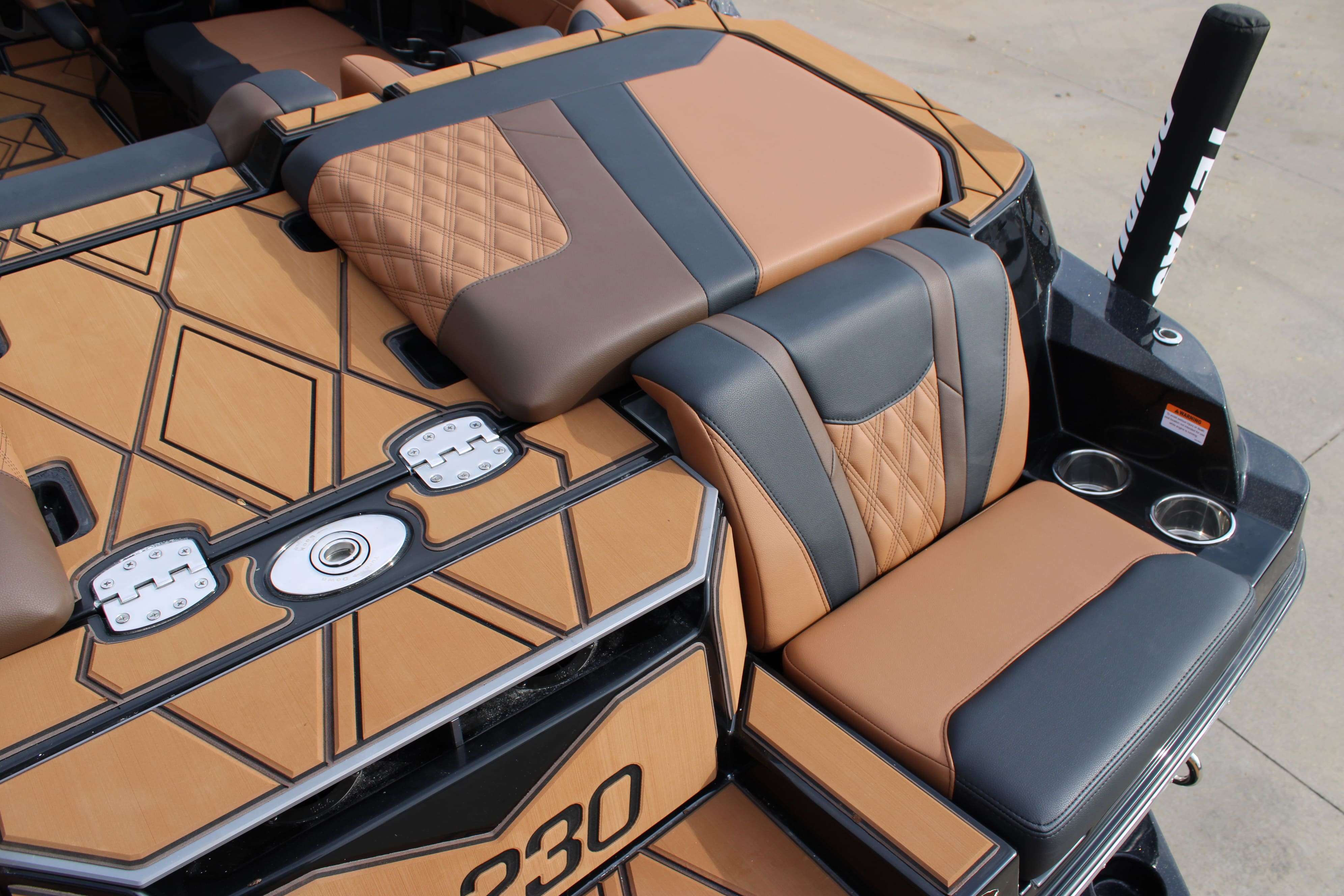 2026 Malibu Boats M230-10