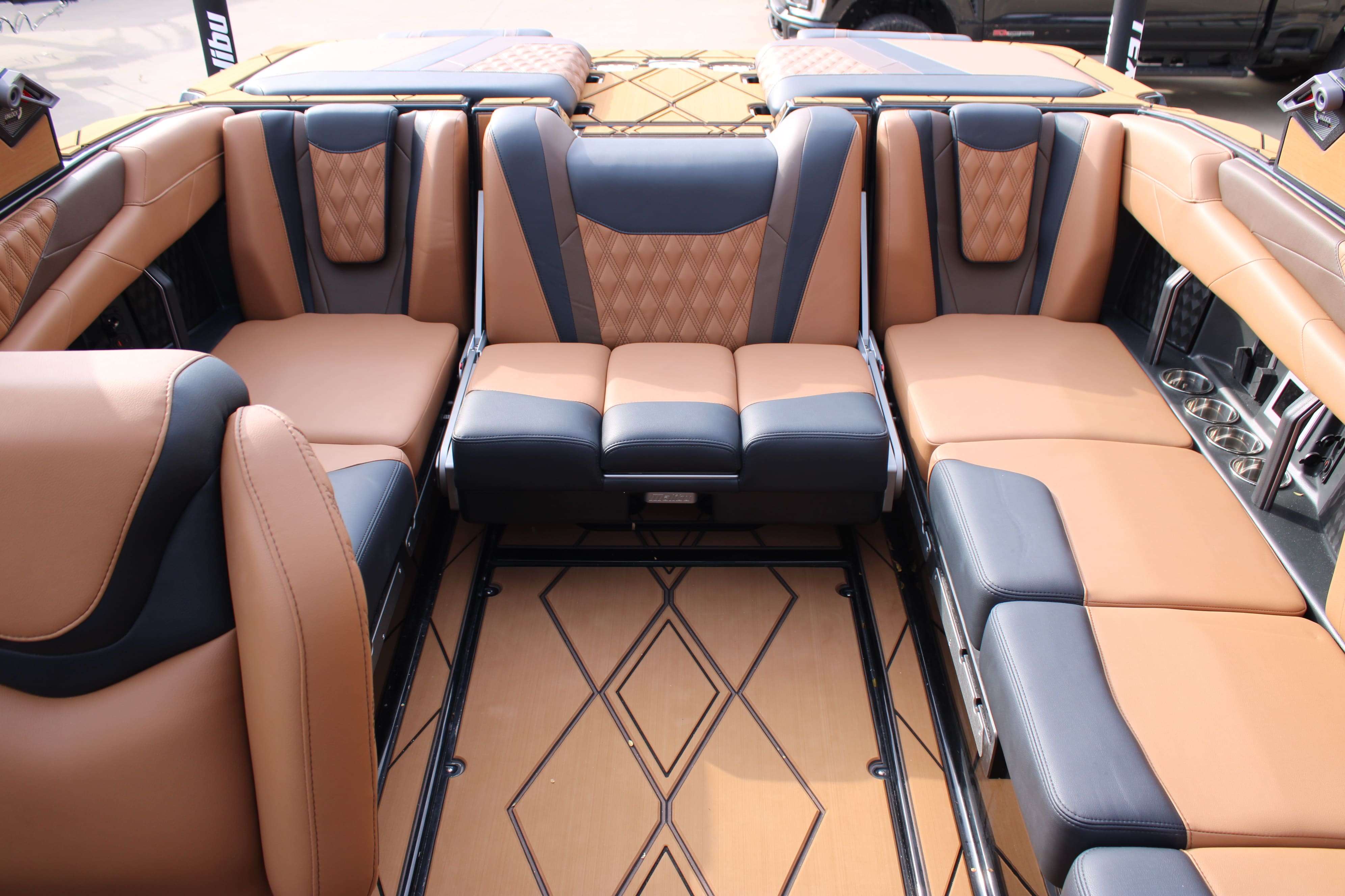 2026 Malibu Boats M230-15