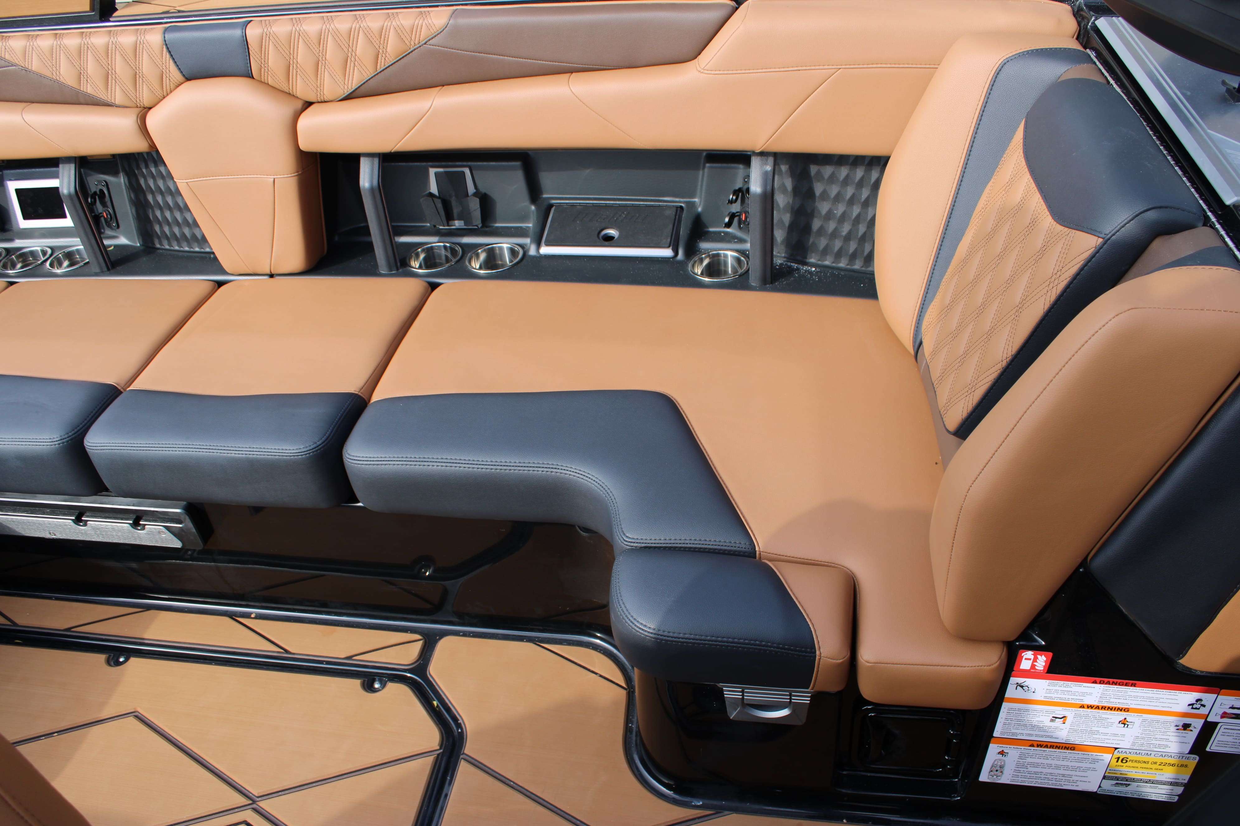 2026 Malibu Boats M230-18