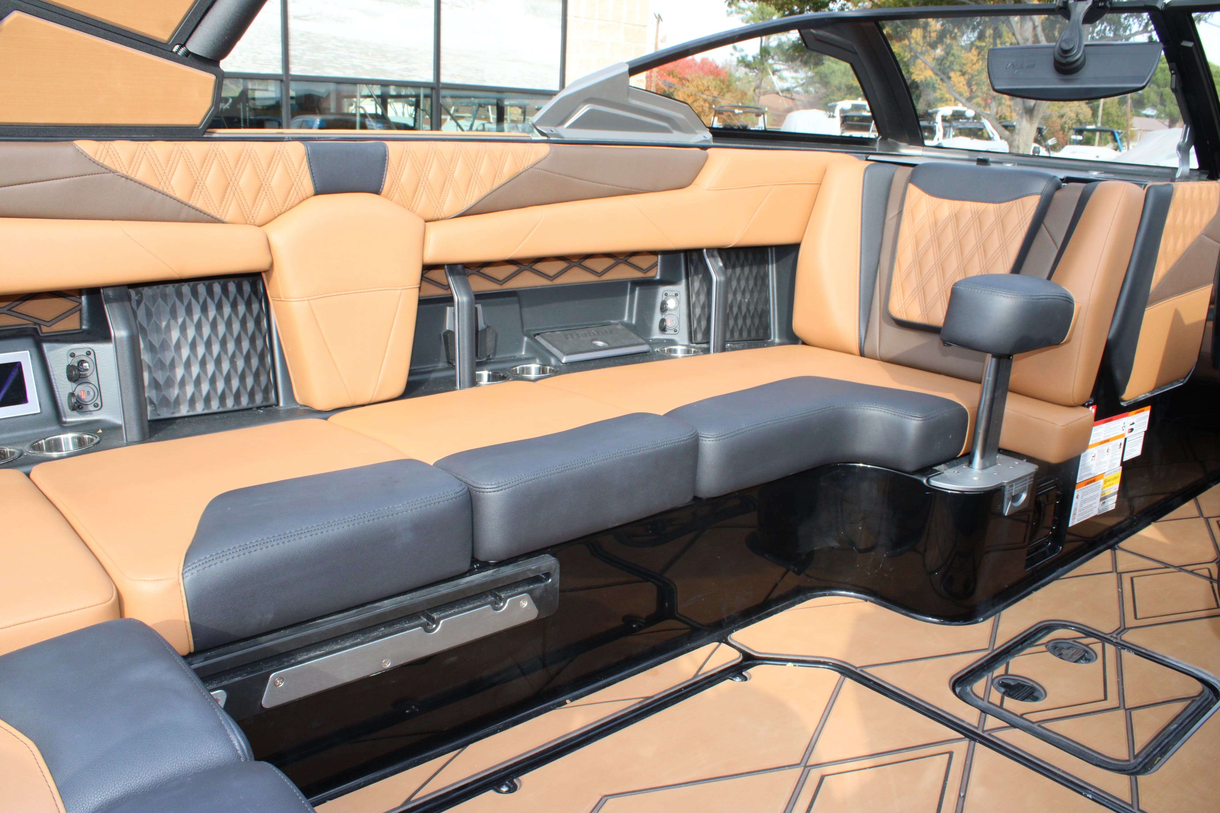 2026 Malibu Boats M230-16