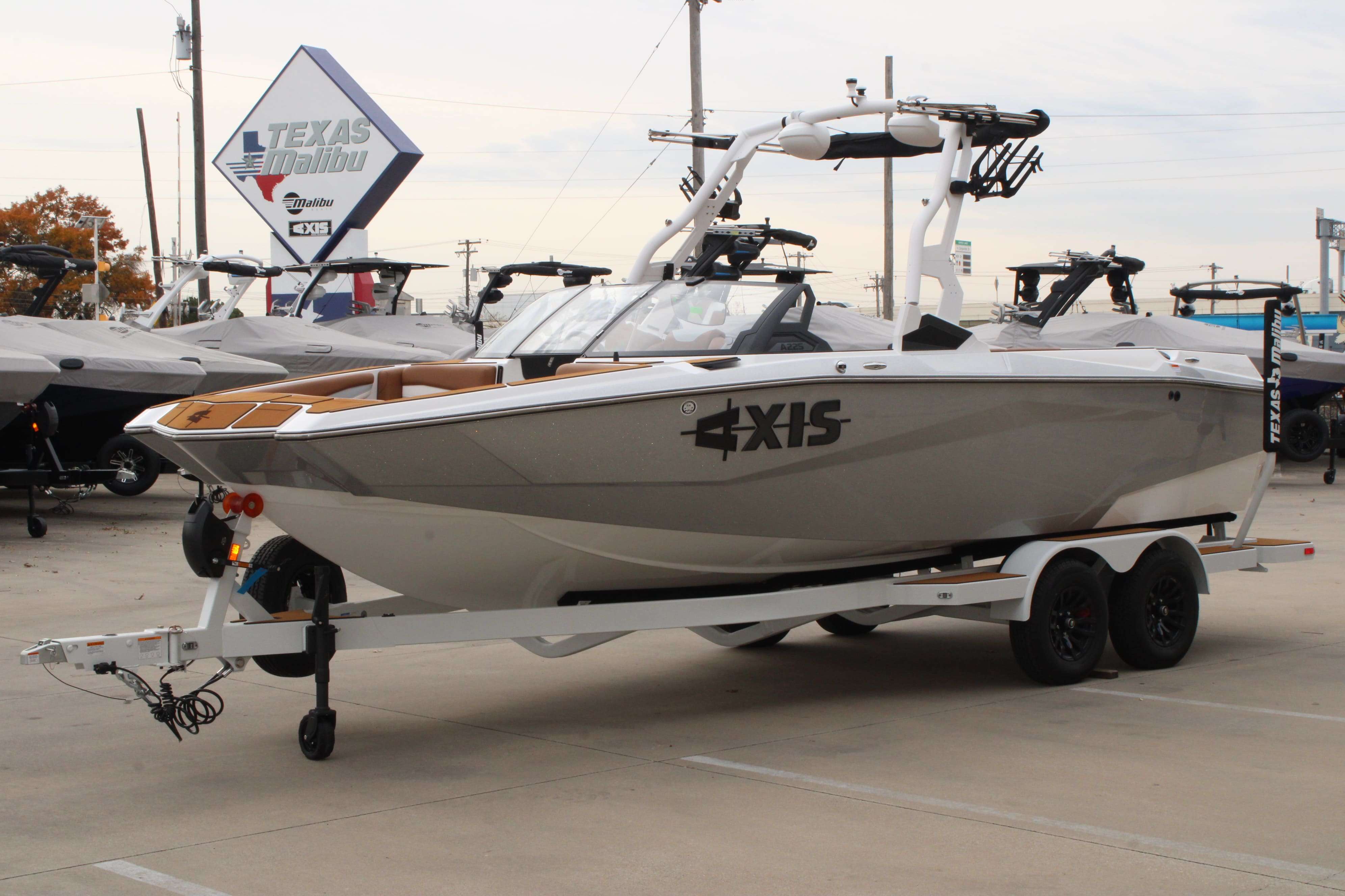 2026 Axis Wake Research Core Series A225-4