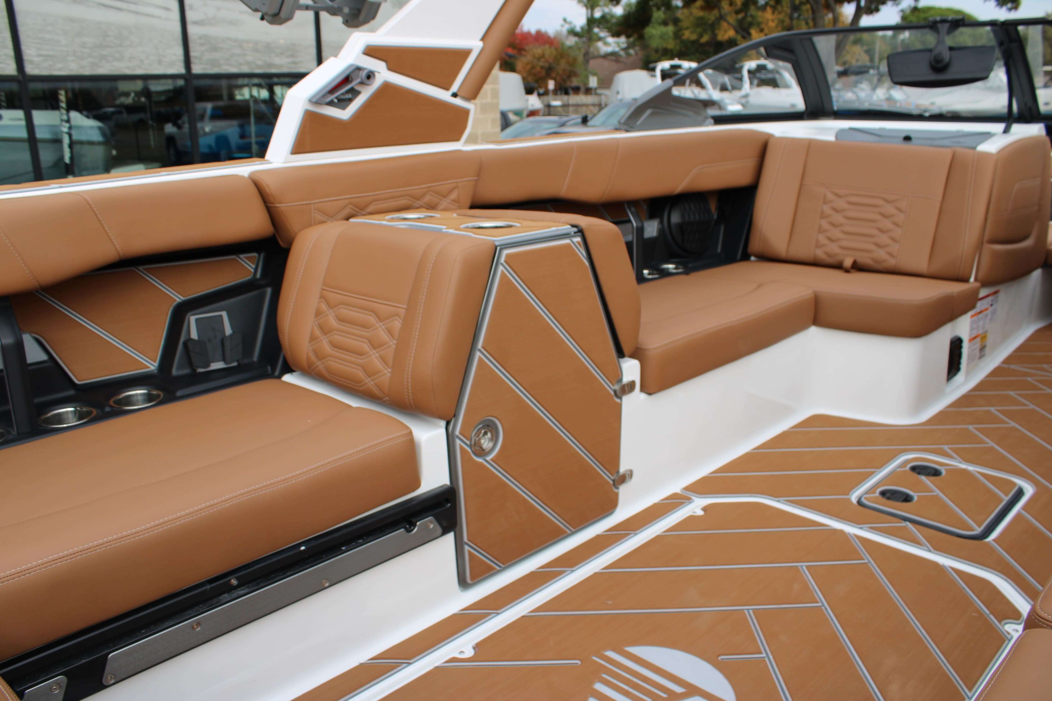 2026 Malibu Boats Wakesetter 26 LSV-18