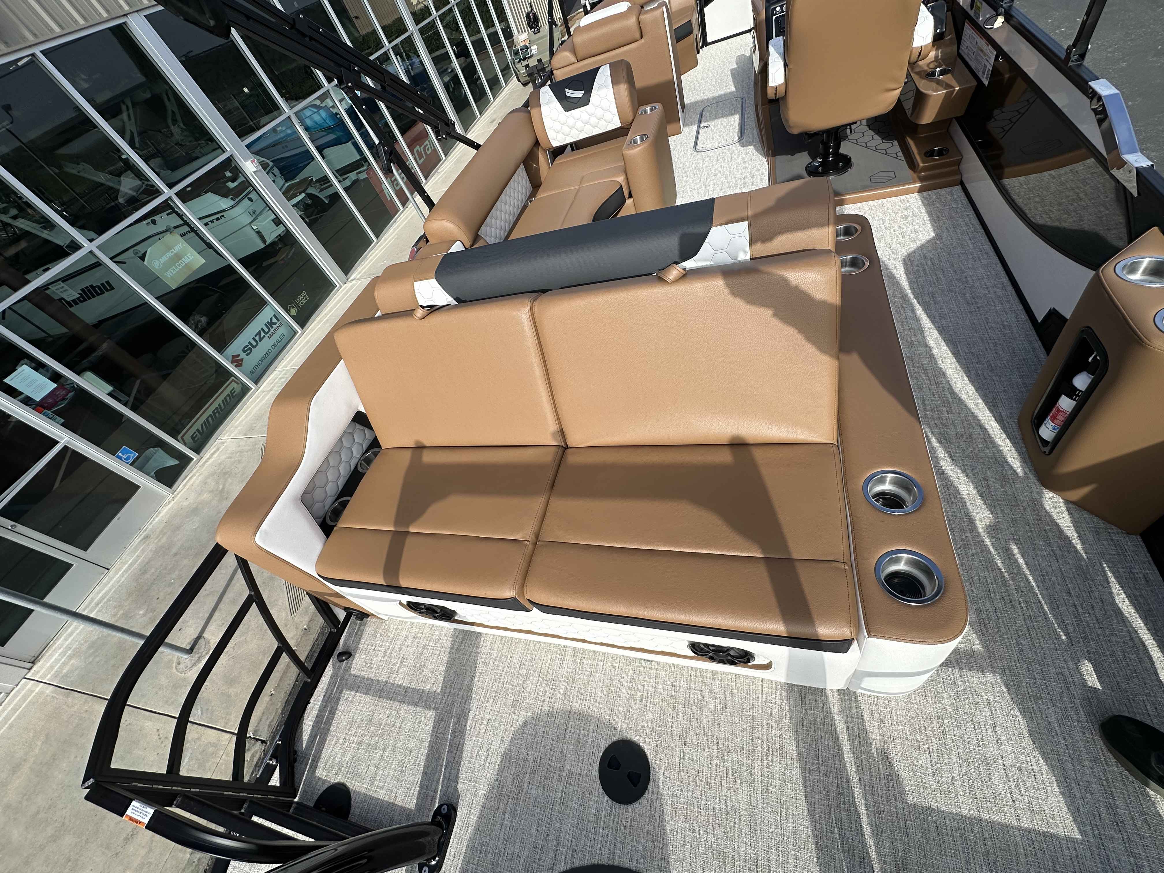 2026 South bay 525SB2-13