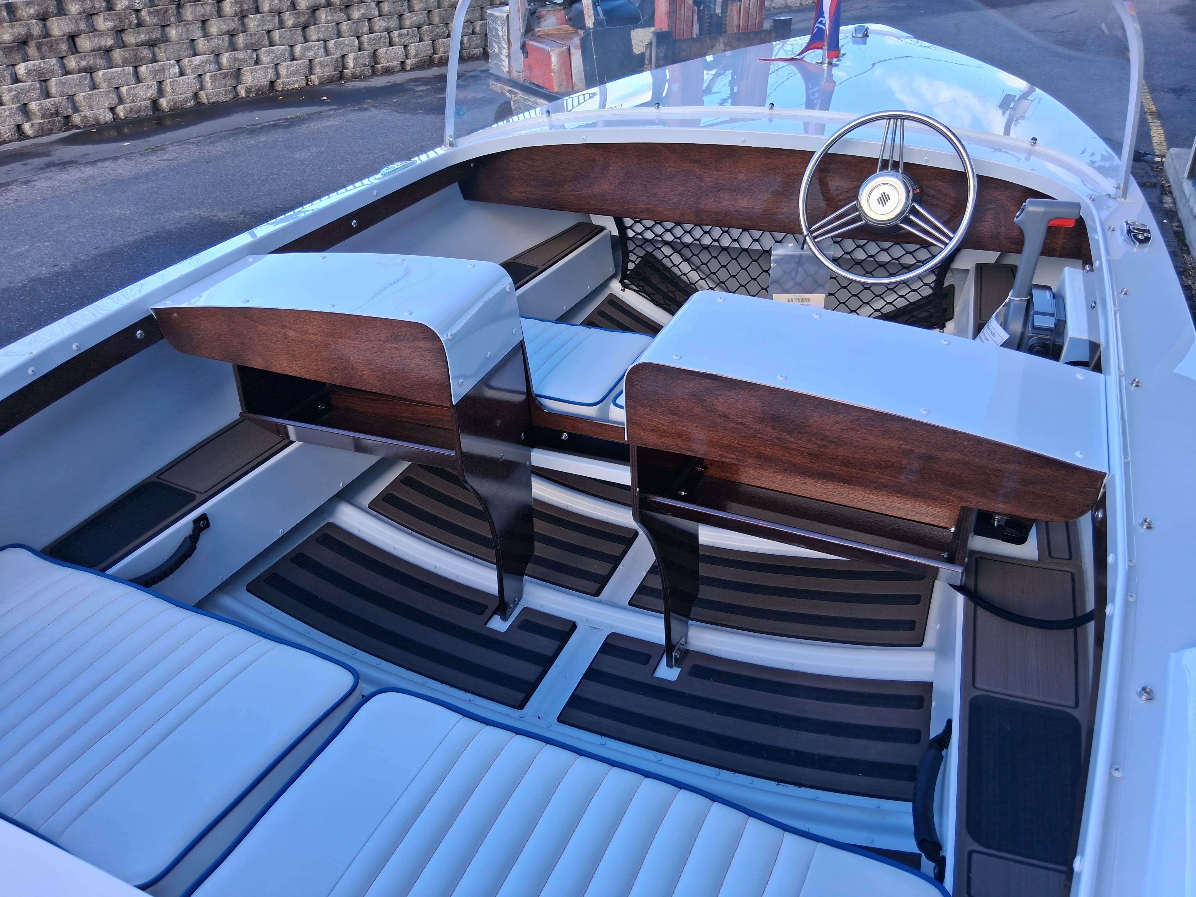  Starcraft 57 Ski Camp-9