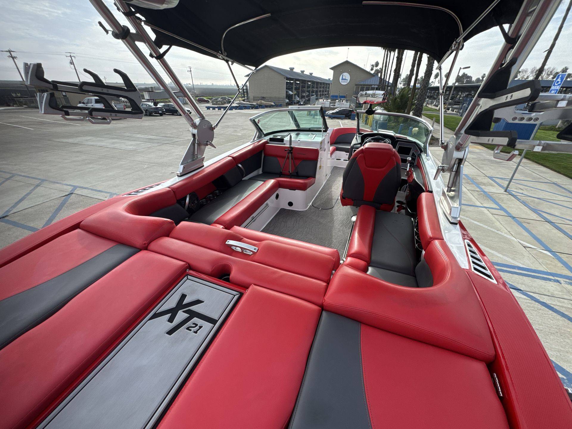 2019 Mastercraft XT21-15