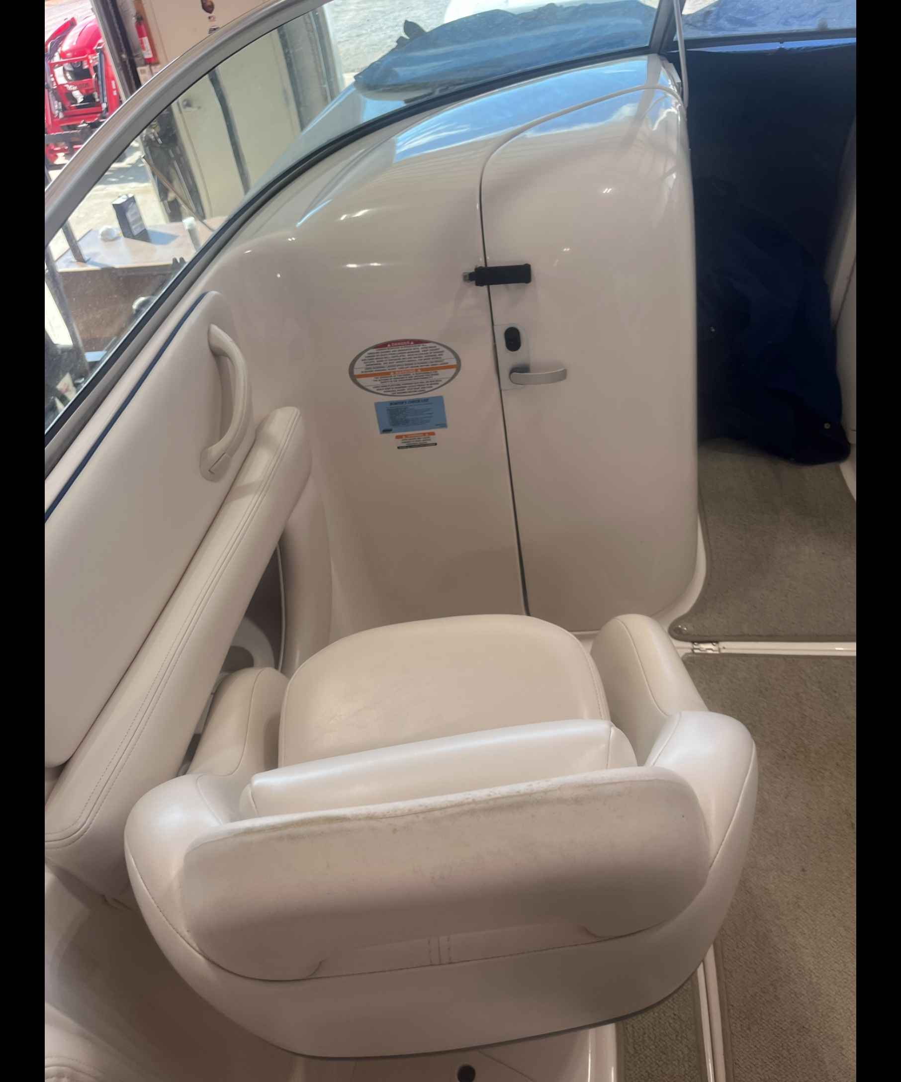 2001 CHAPARRAL 263 SUNESTA-8