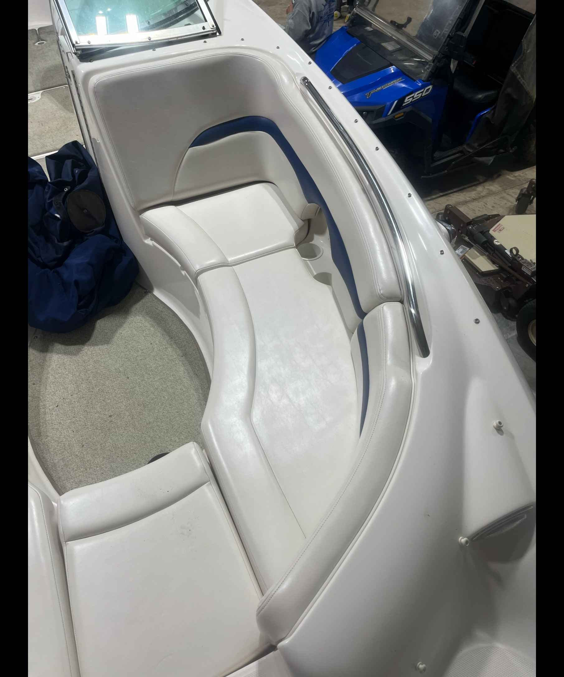 2001 CHAPARRAL 263 SUNESTA-16