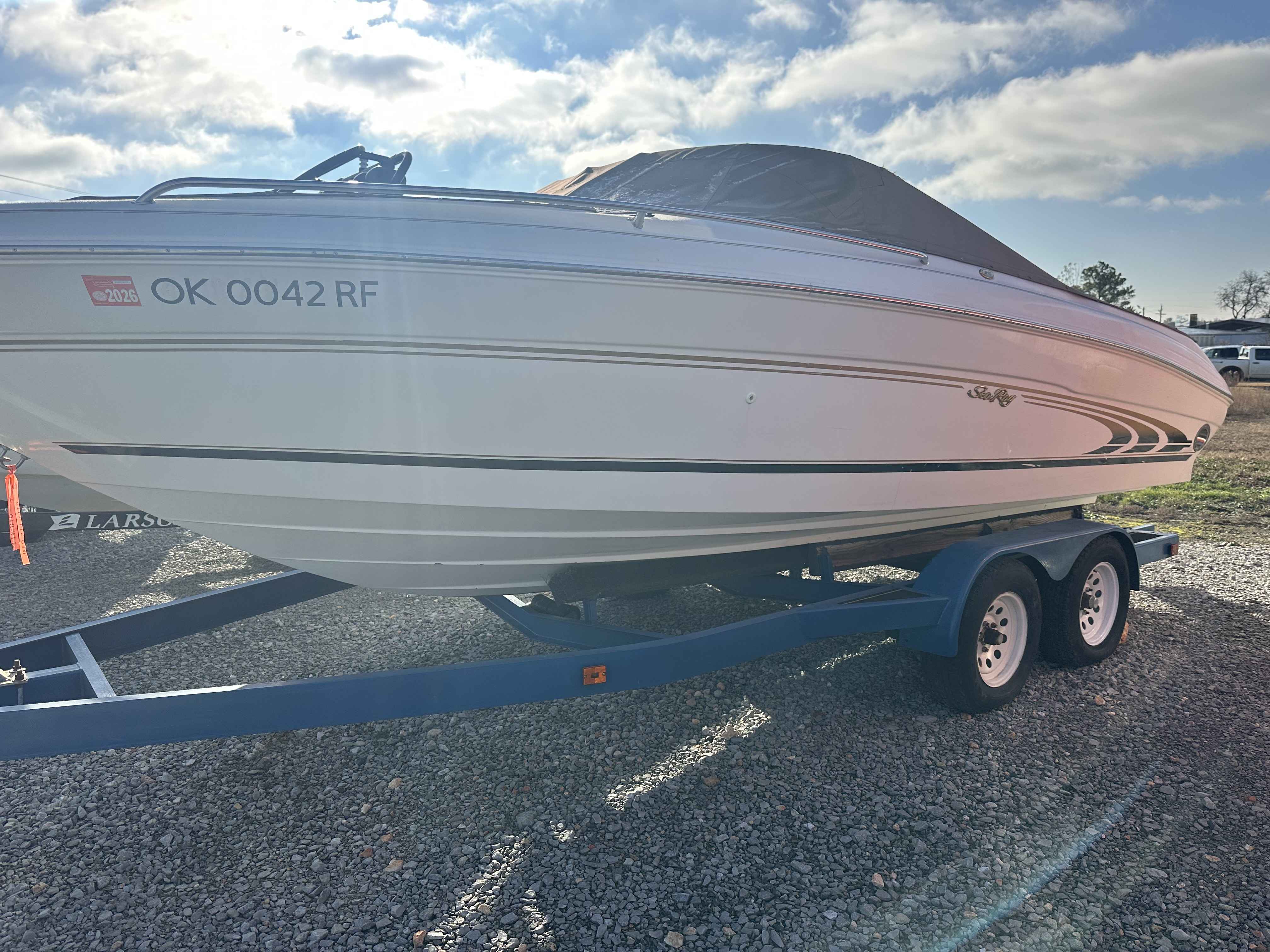 1997 SEARAY BOW RIDER 210
