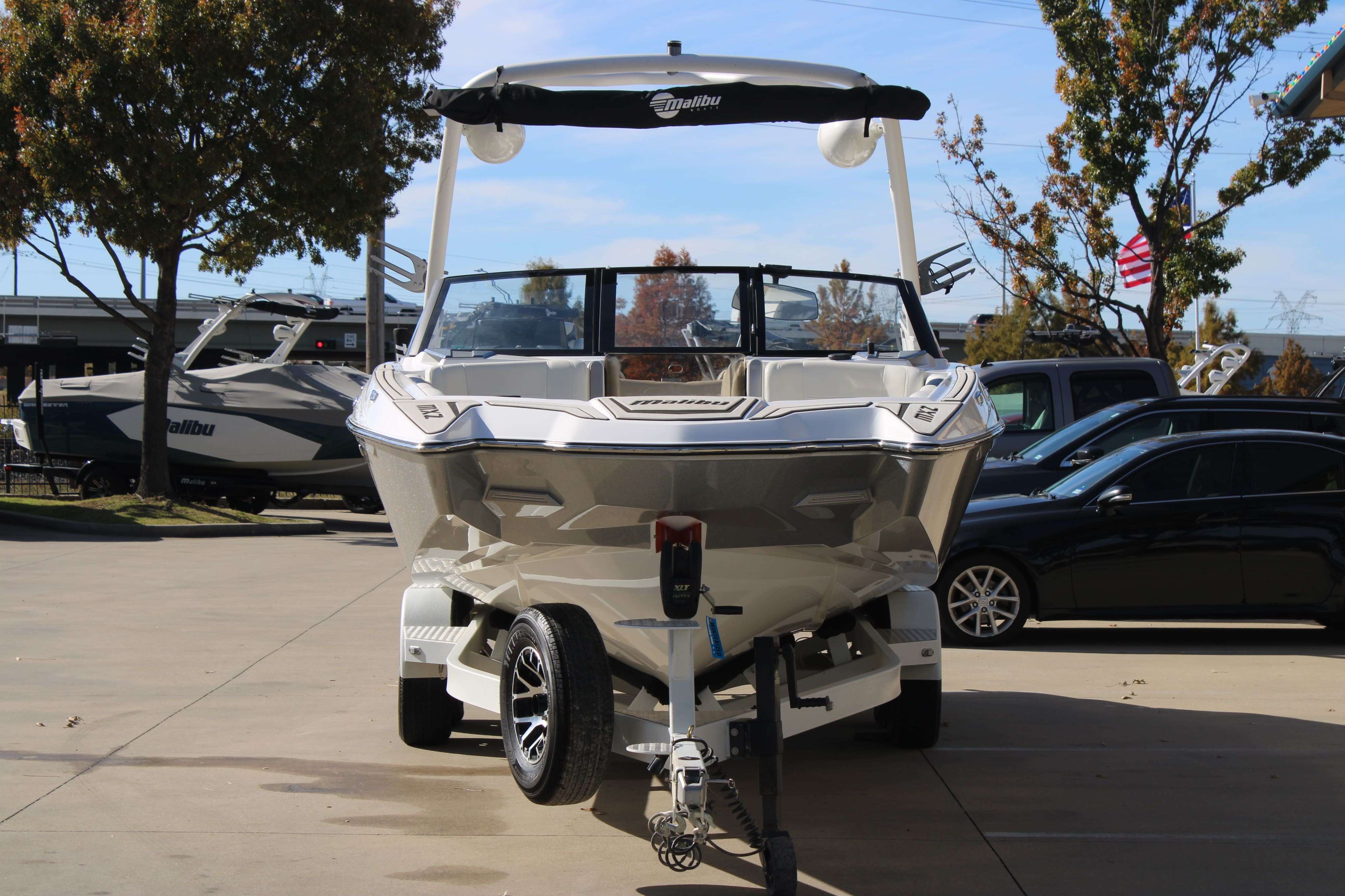 2021 Malibu Boats Wakesetter 24 MXZ-3