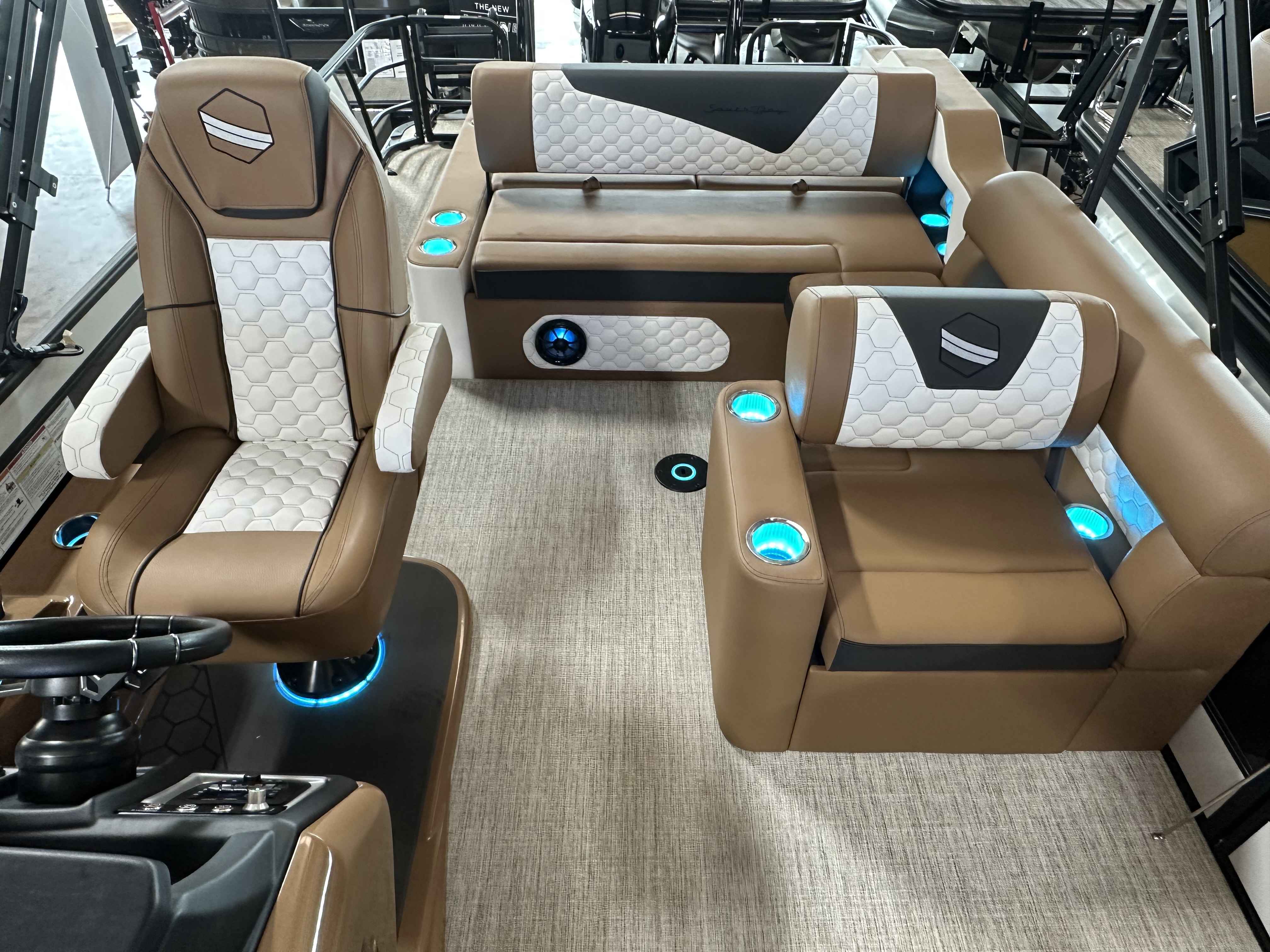 2026 South bay 525SB2-15